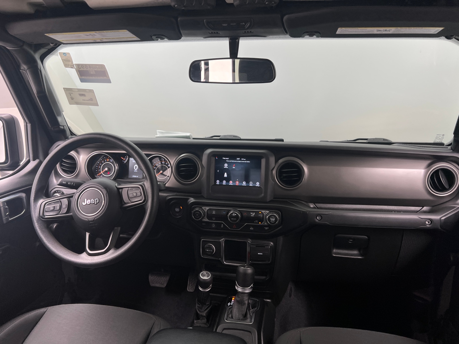 Thumbnail: 2022 Jeep Gladiator - 3