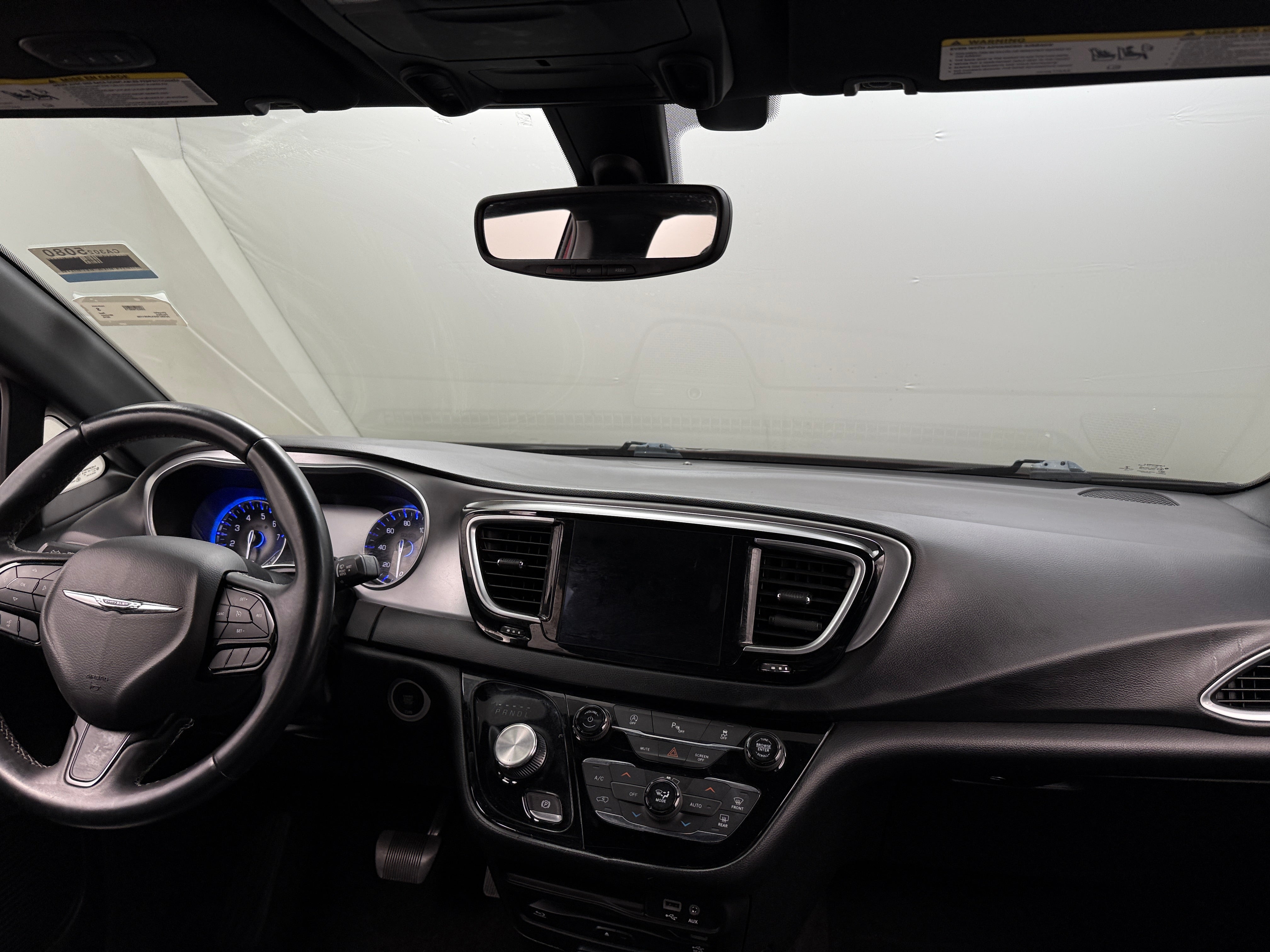 2018 Chrysler Pacifica  2