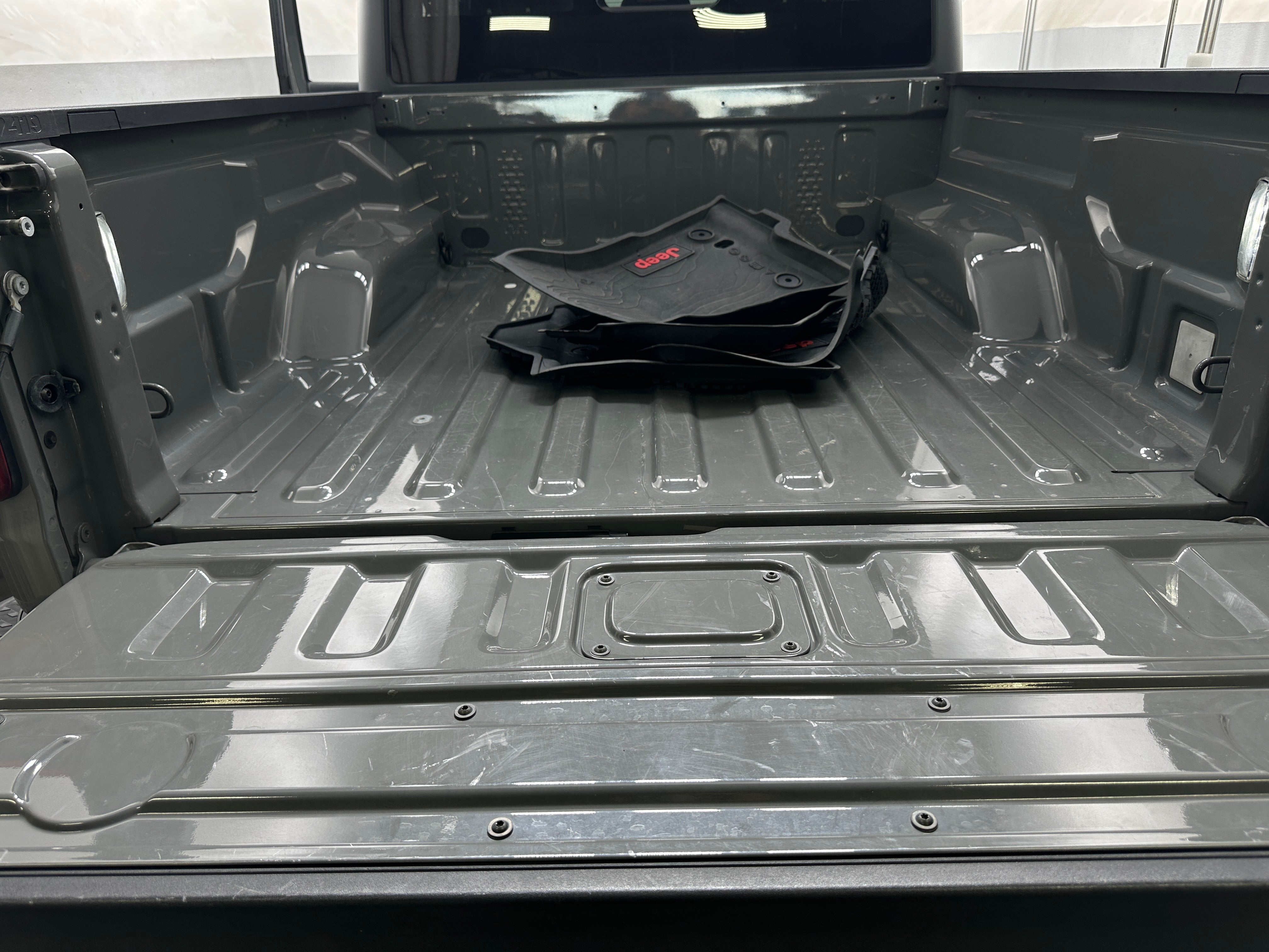 2020 Jeep Gladiator Overland 7
