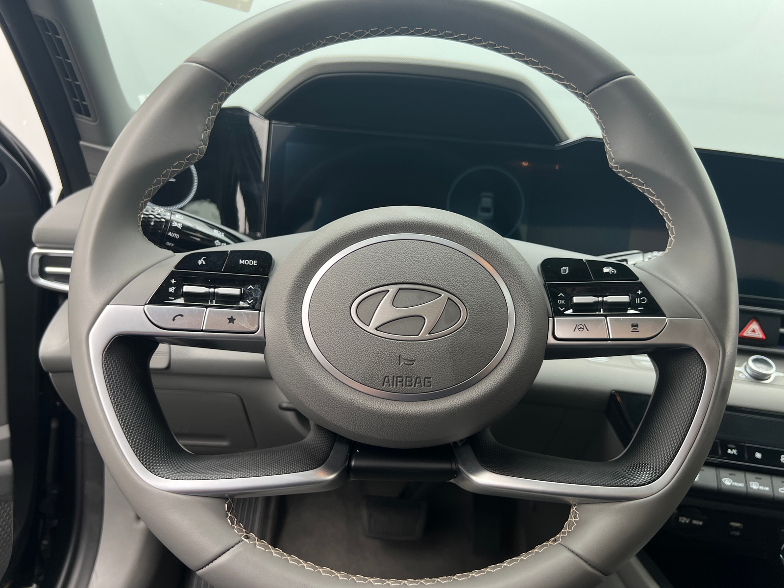 Thumbnail: 2025 Hyundai Elantra - 5