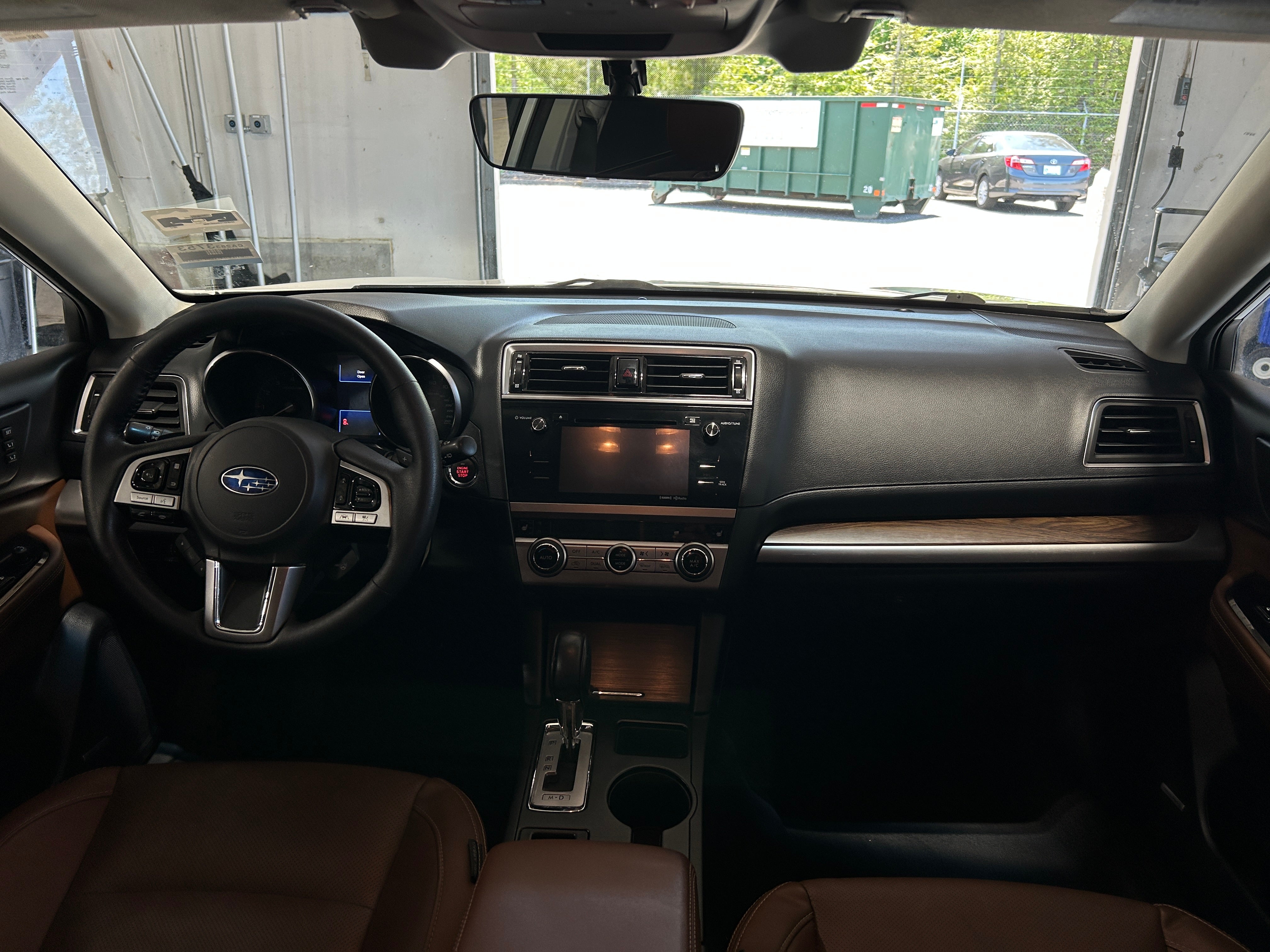 2017 Subaru Outback 3.6R Touring 2