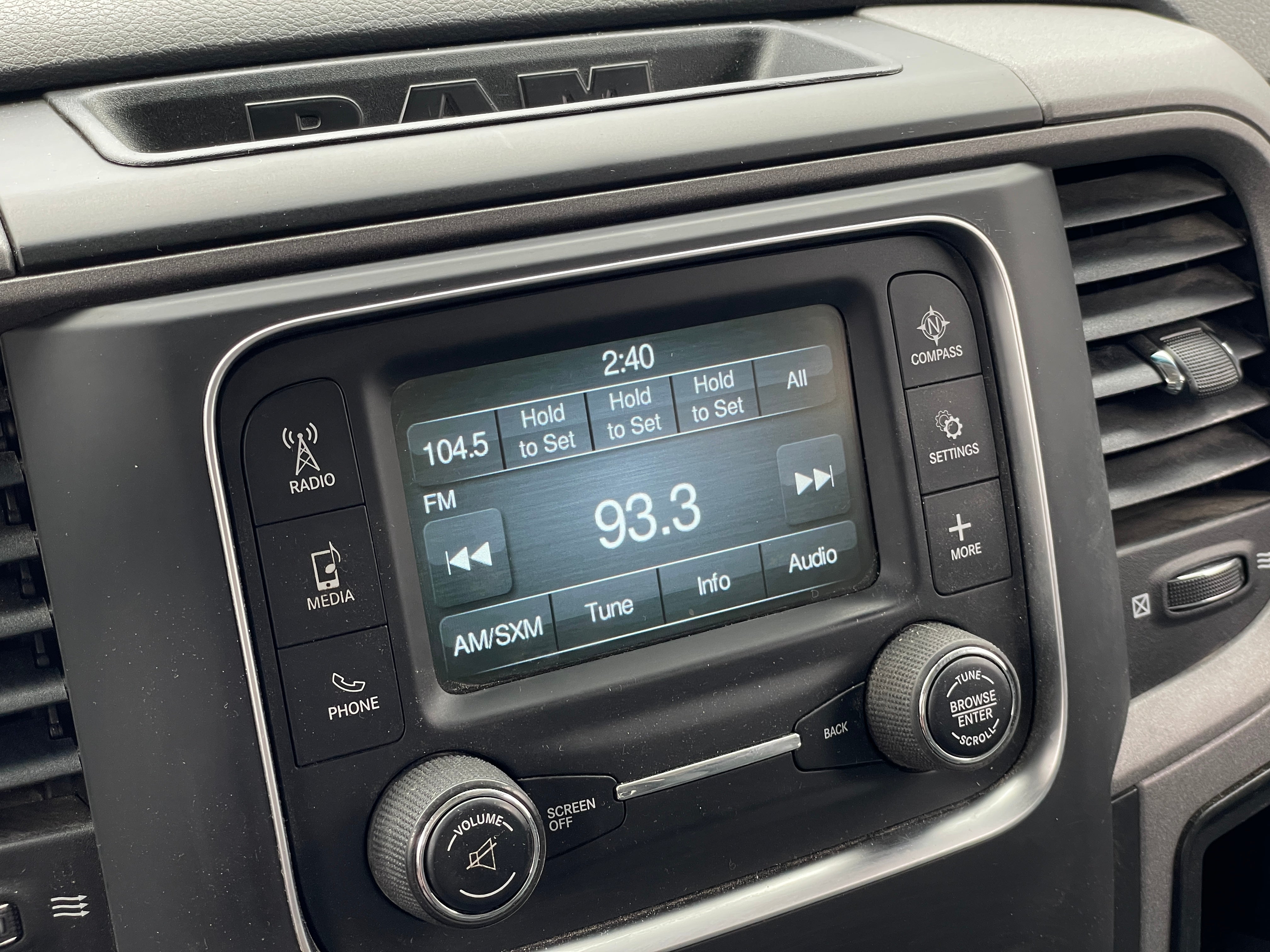 2018 RAM 2500 Tradesman 3