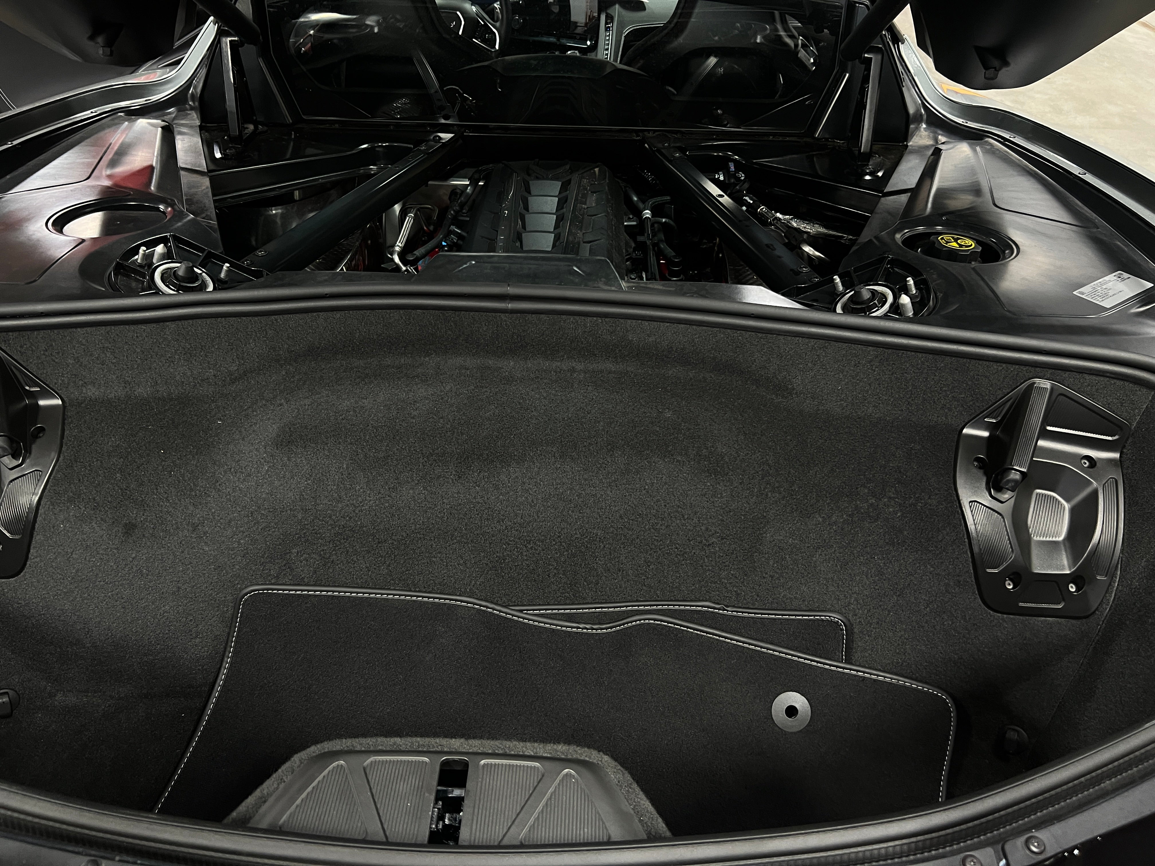 2023 Chevrolet Corvette Stingray 4