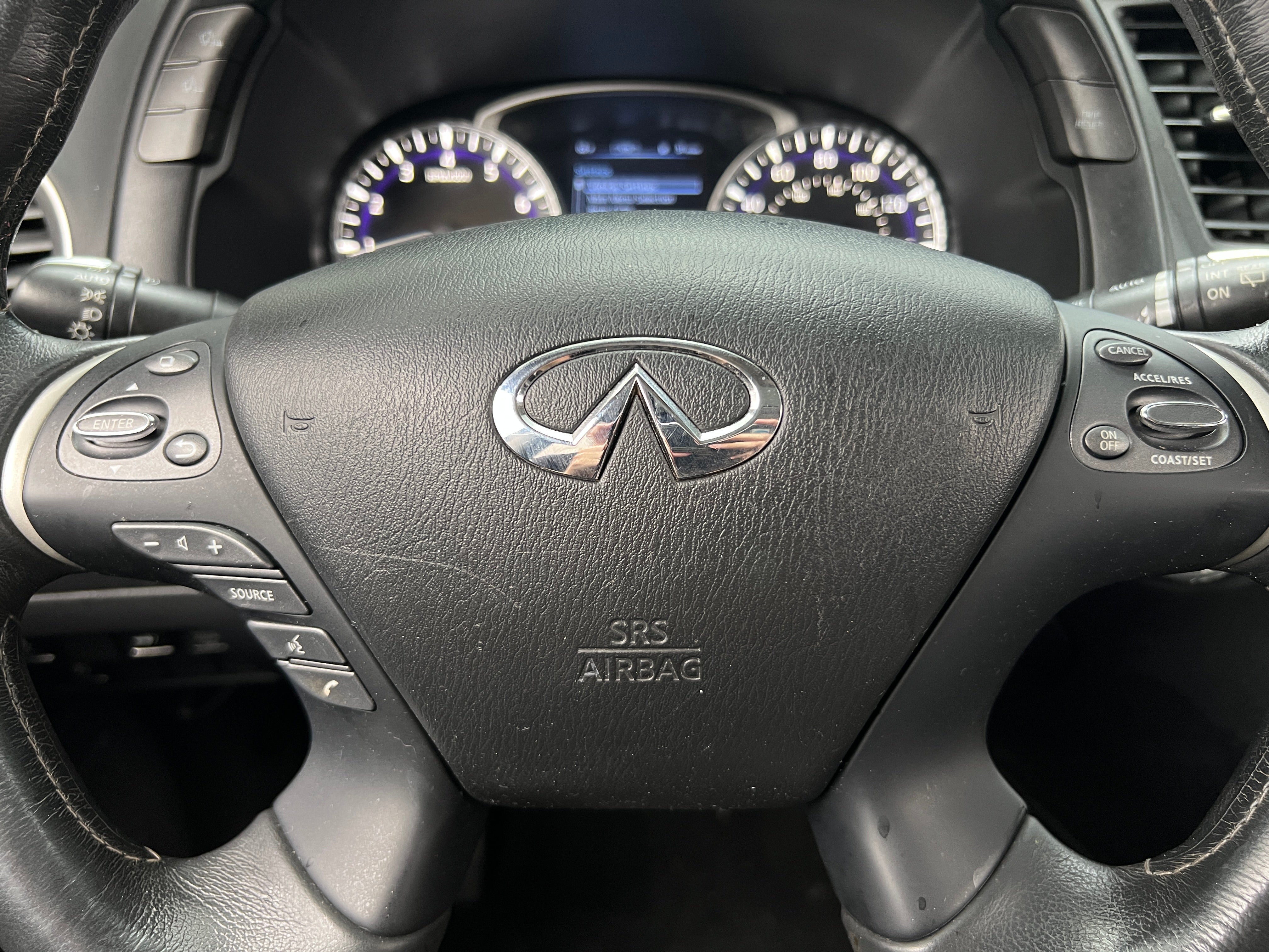 2017 INFINITI QX60  4