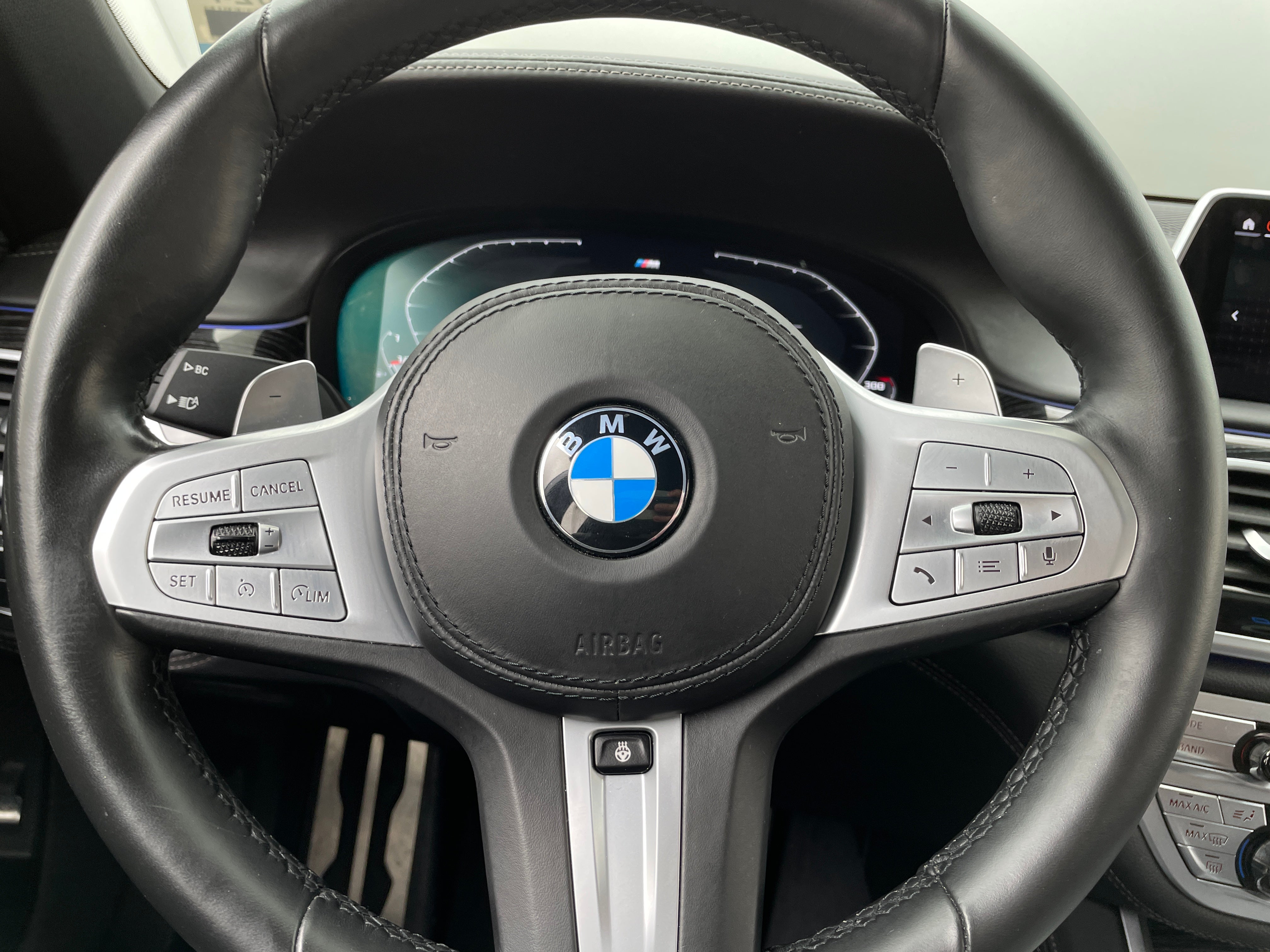 2022 BMW 7 Series 740i xDrive 4