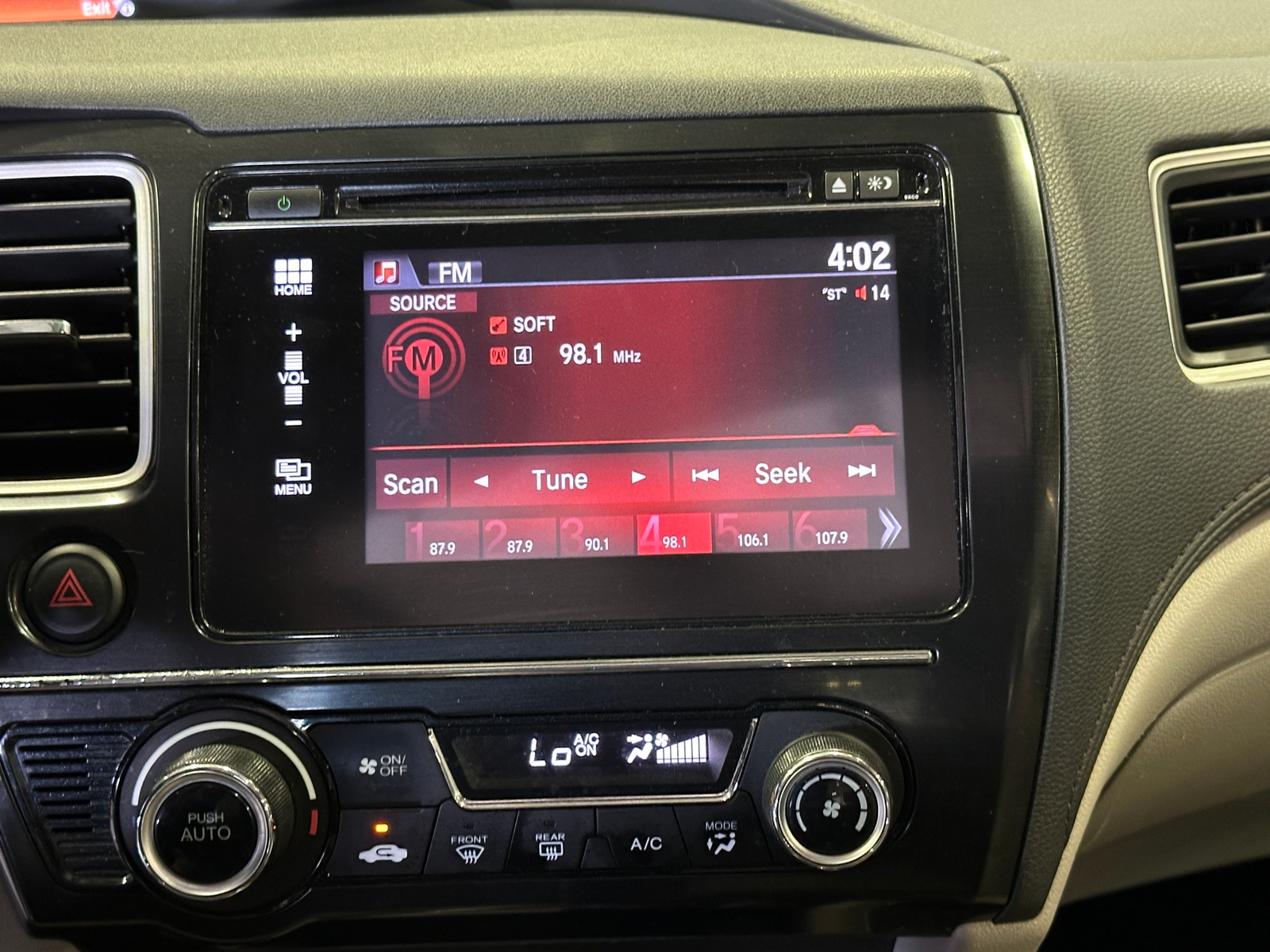 Thumbnail: 2015 Honda Civic - 4