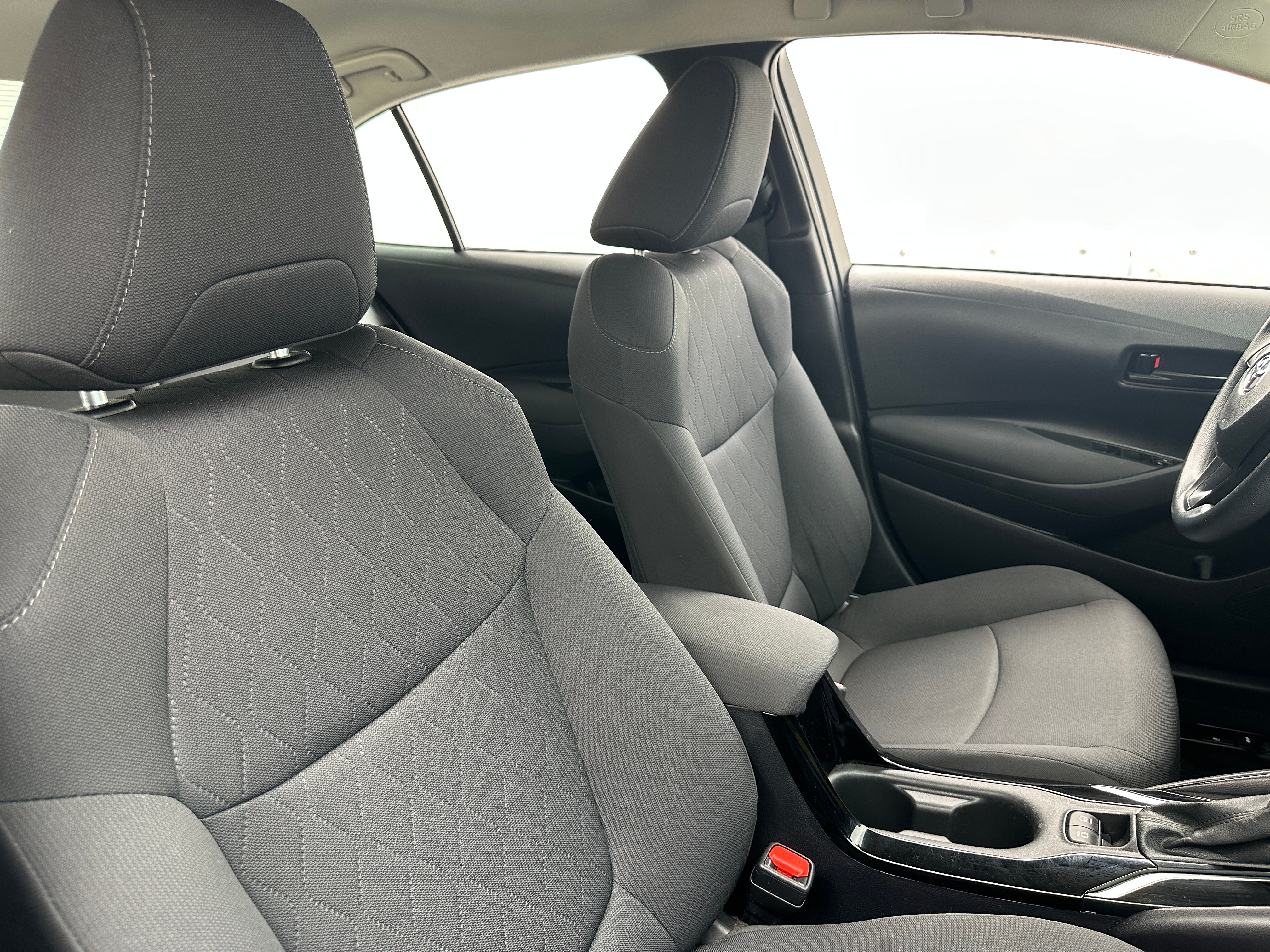 2022 Toyota Corolla LE 2