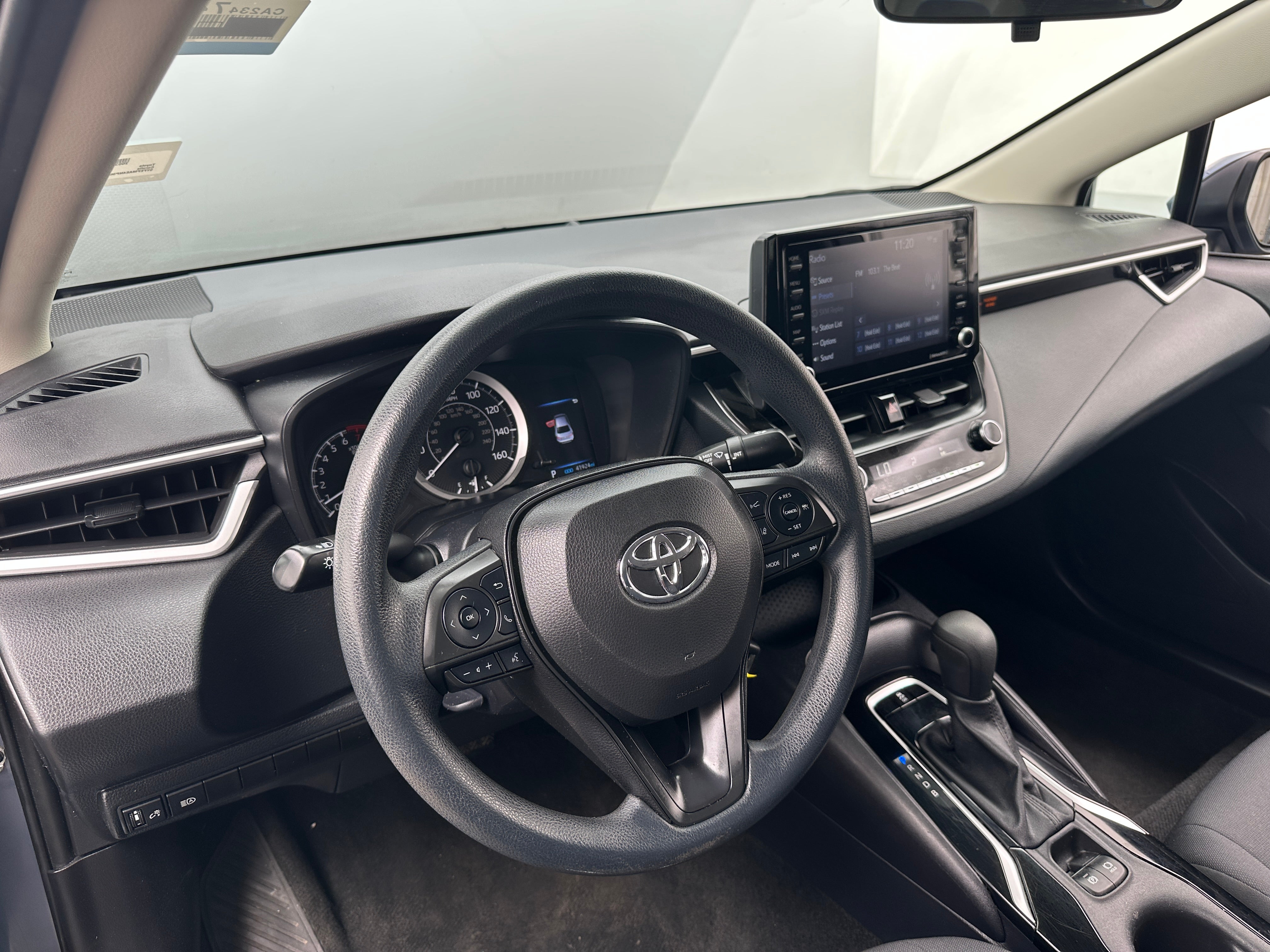 2022 Toyota Corolla LE 3