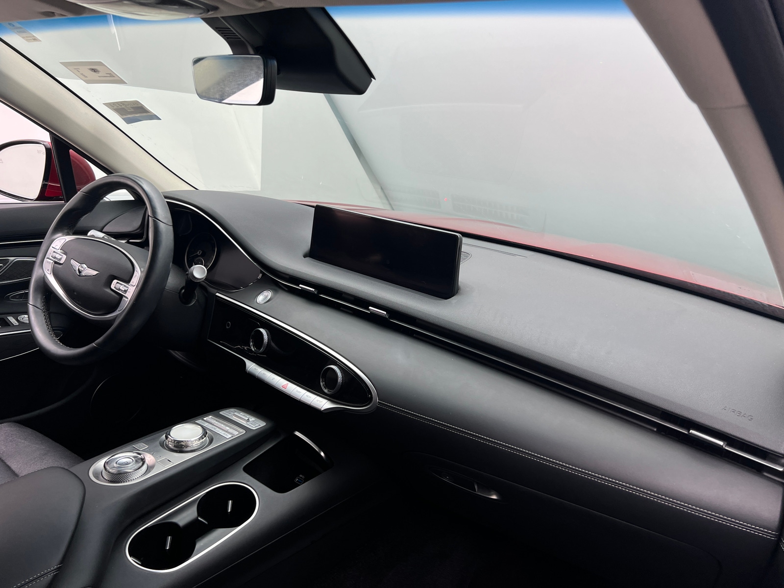 Thumbnail: 2022 Genesis GV70 - 2