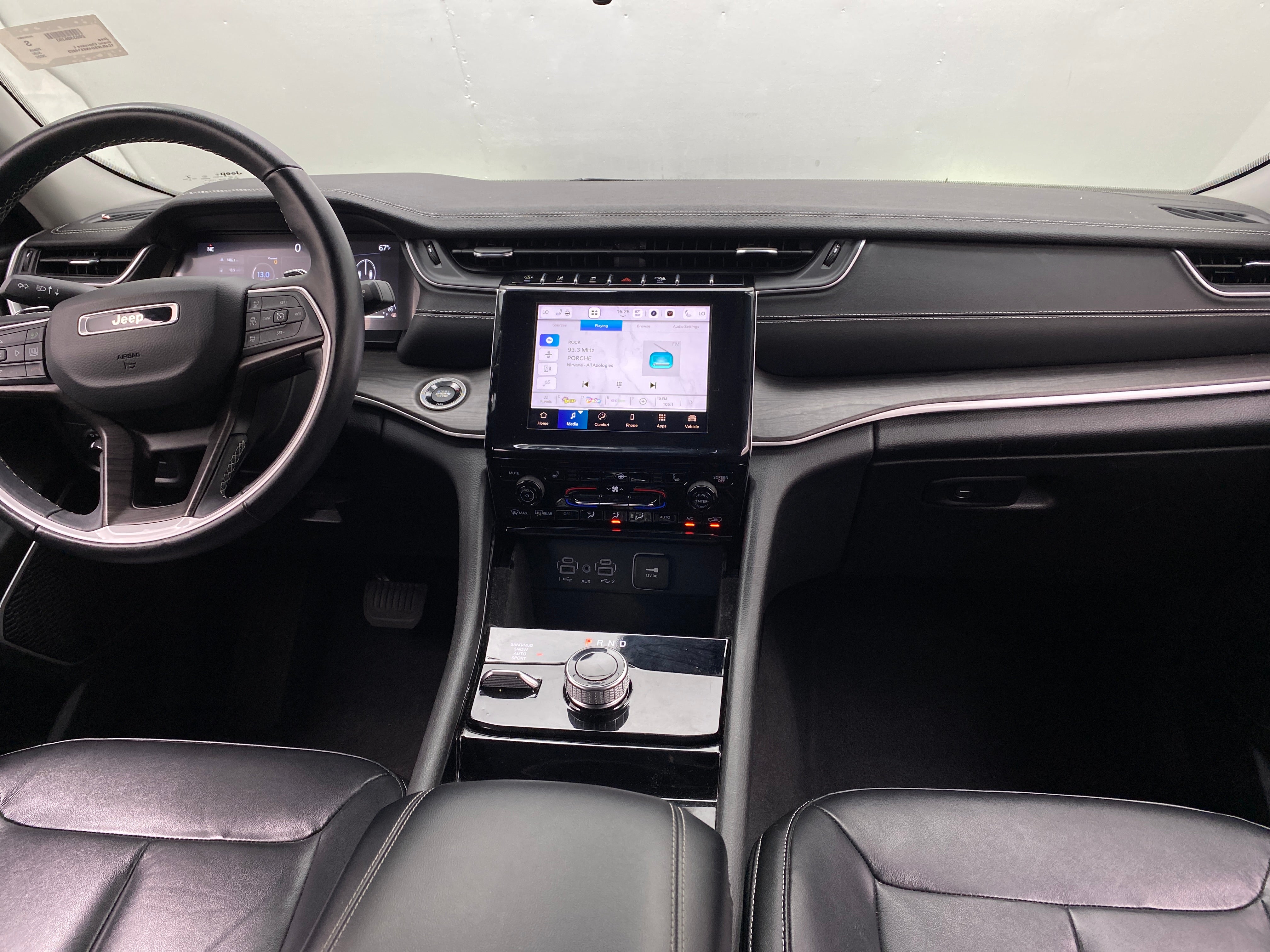 2022 Jeep Grand Cherokee L Limited Edition 2