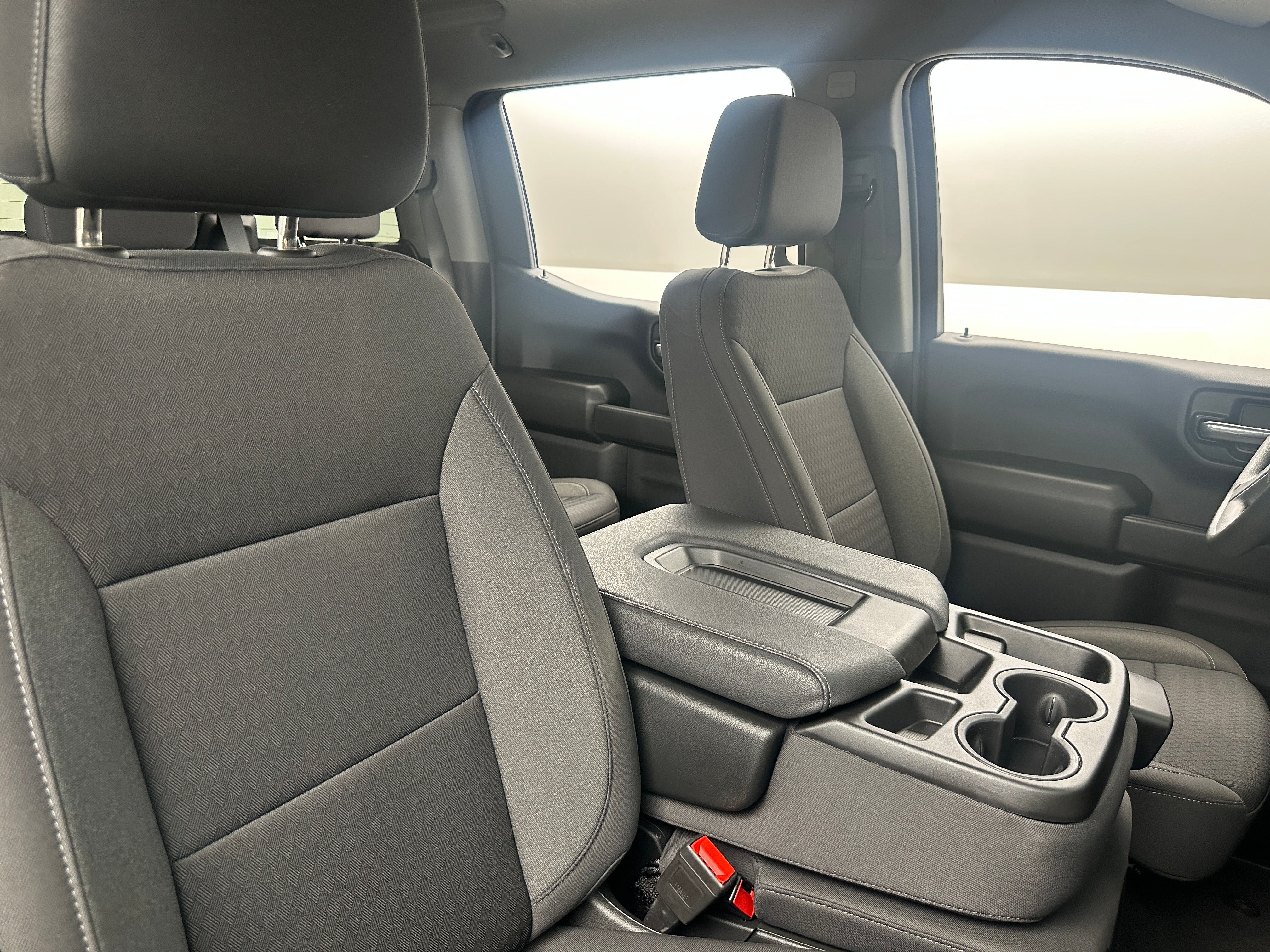 2024 Chevrolet Silverado 1500 Custom 2
