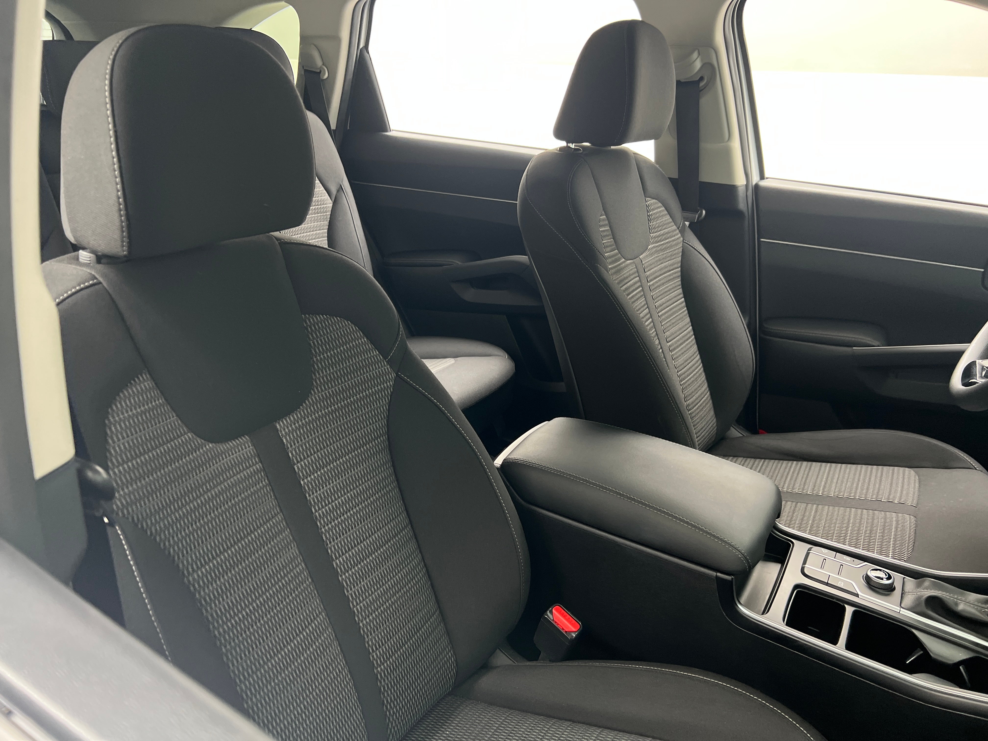 2022 Kia Sorento LX 2