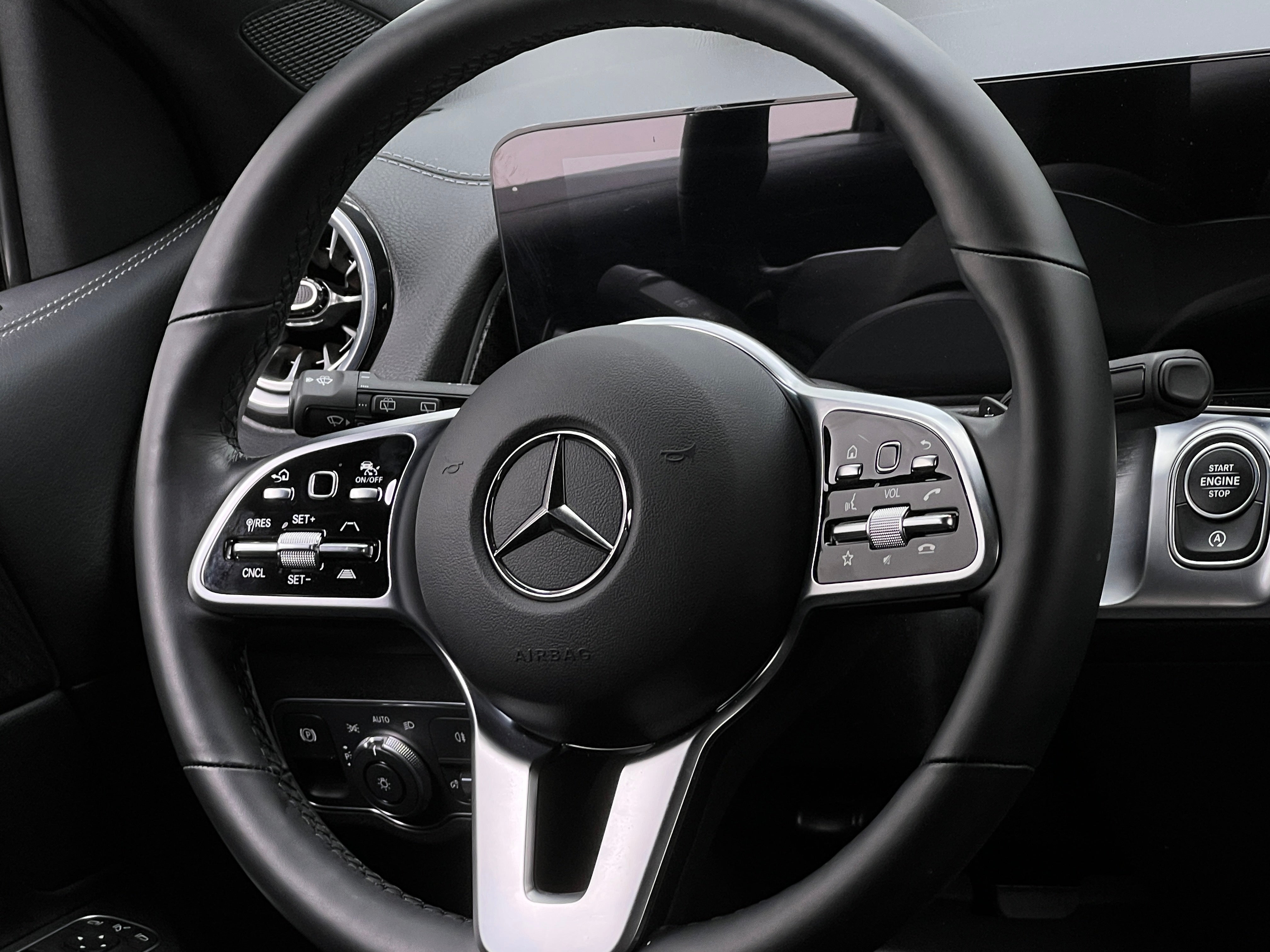 2022 Mercedes-Benz GLB 250 4