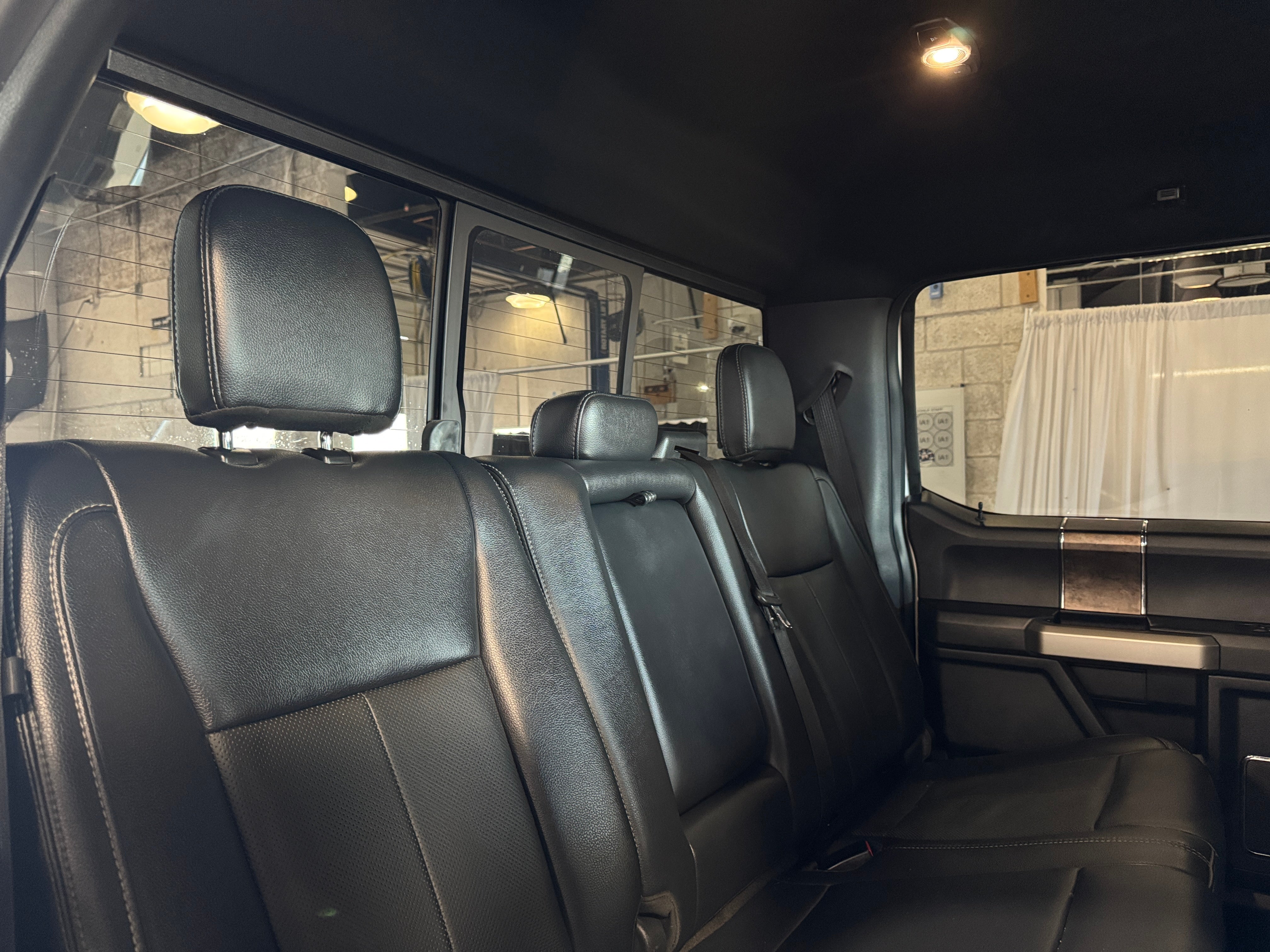 2022 Ford Econoline E-250 5
