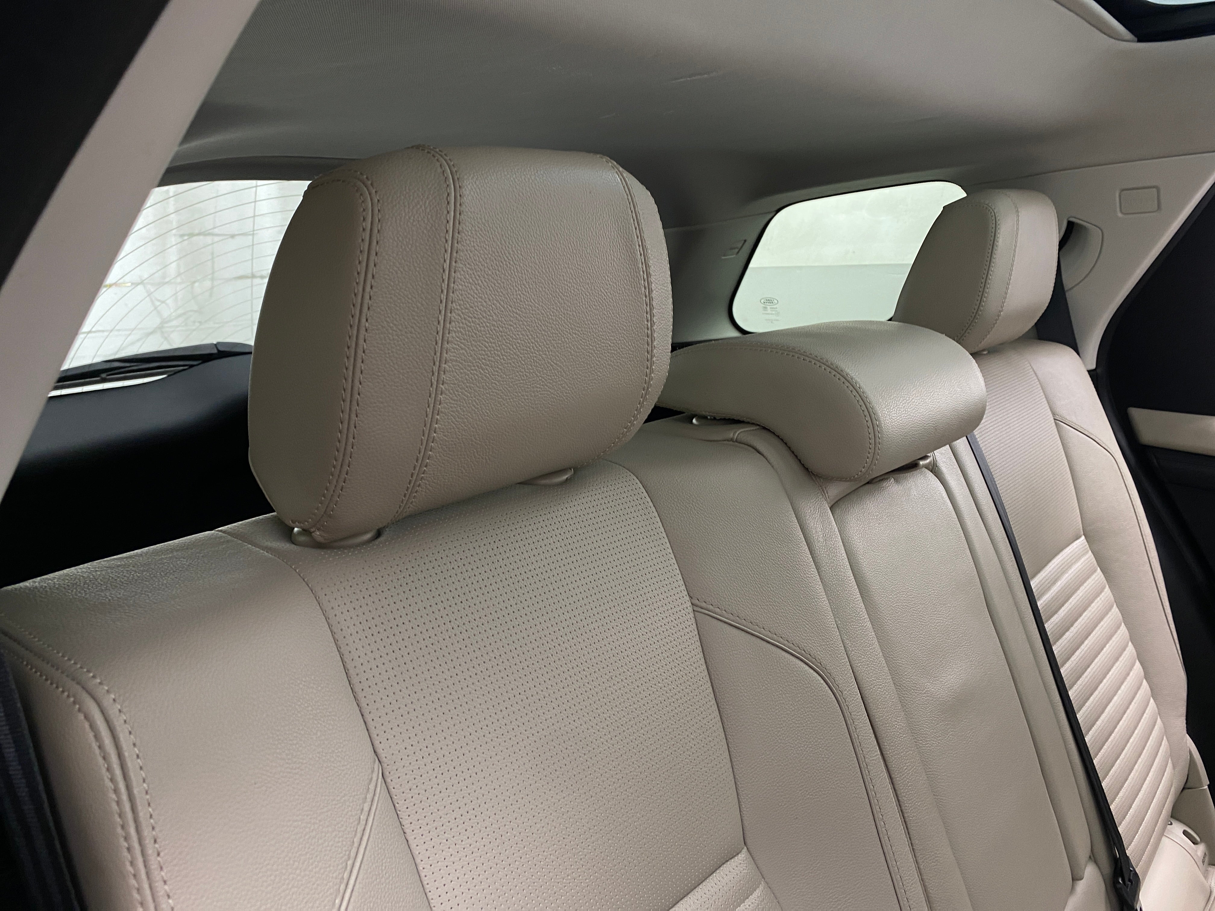 2020 Land Rover Discovery Sport SE 5