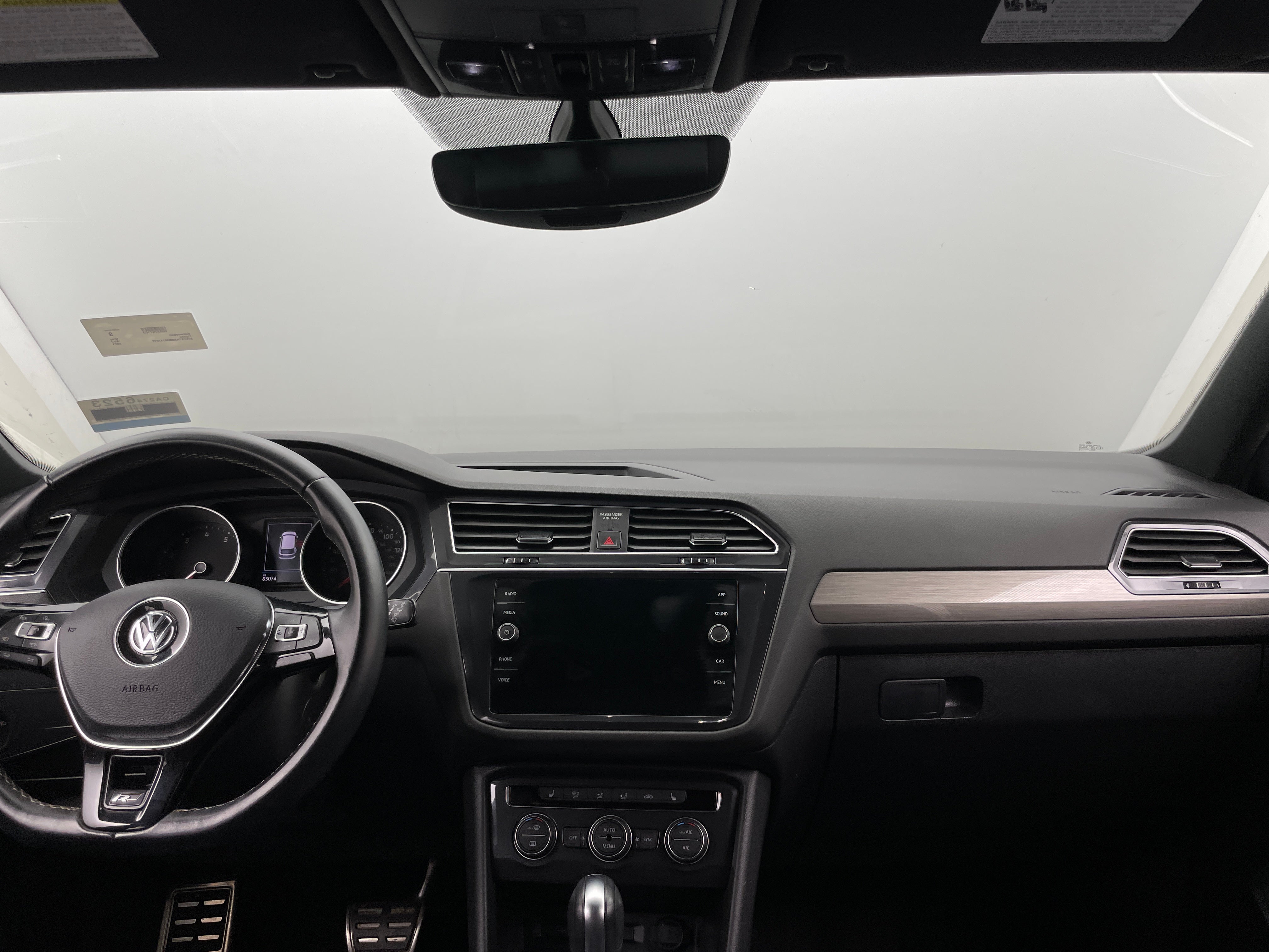 2021 Volkswagen Tiguan SE R-Line Black 2