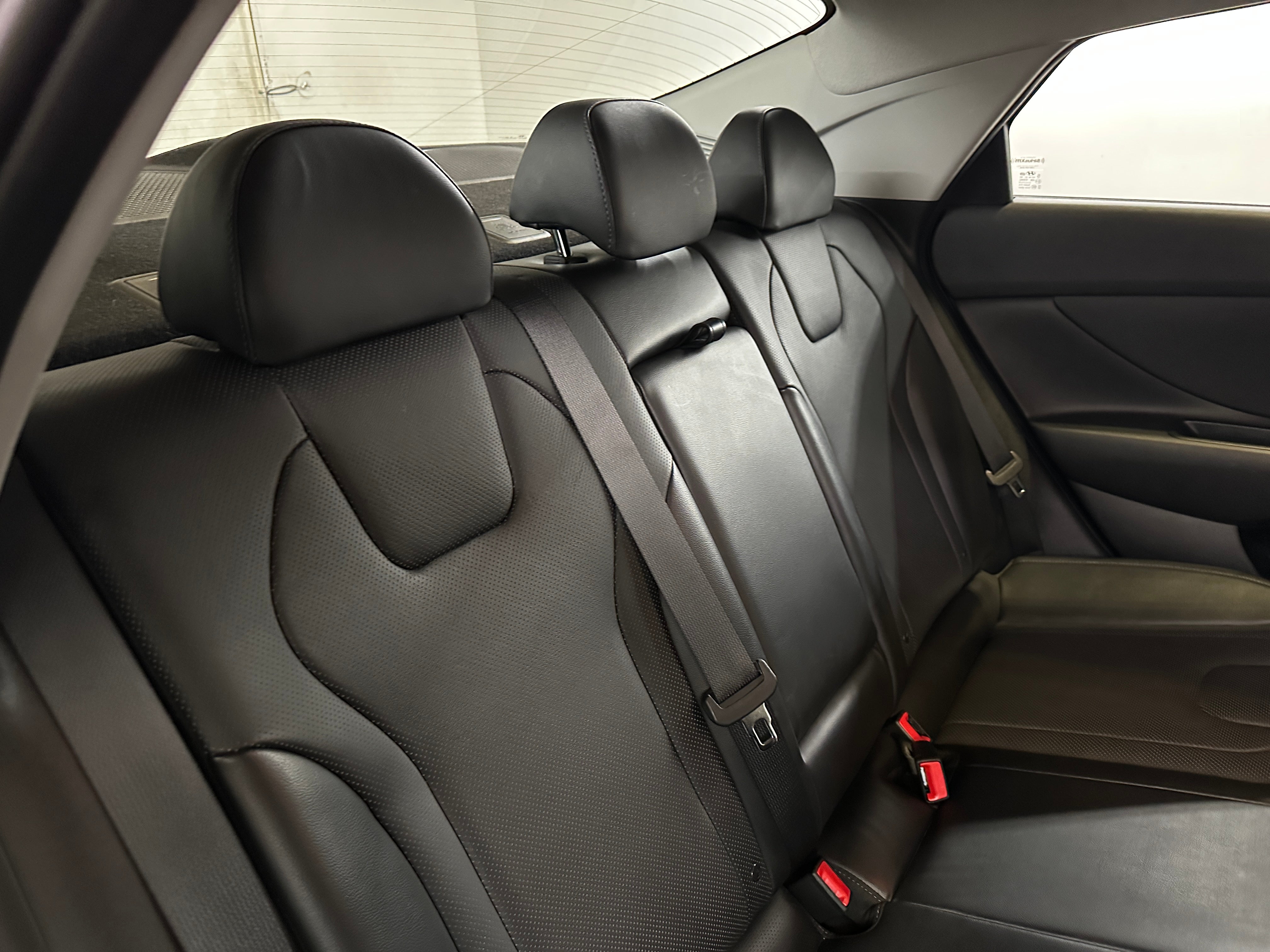2023 Hyundai Elantra Limited Edition 5
