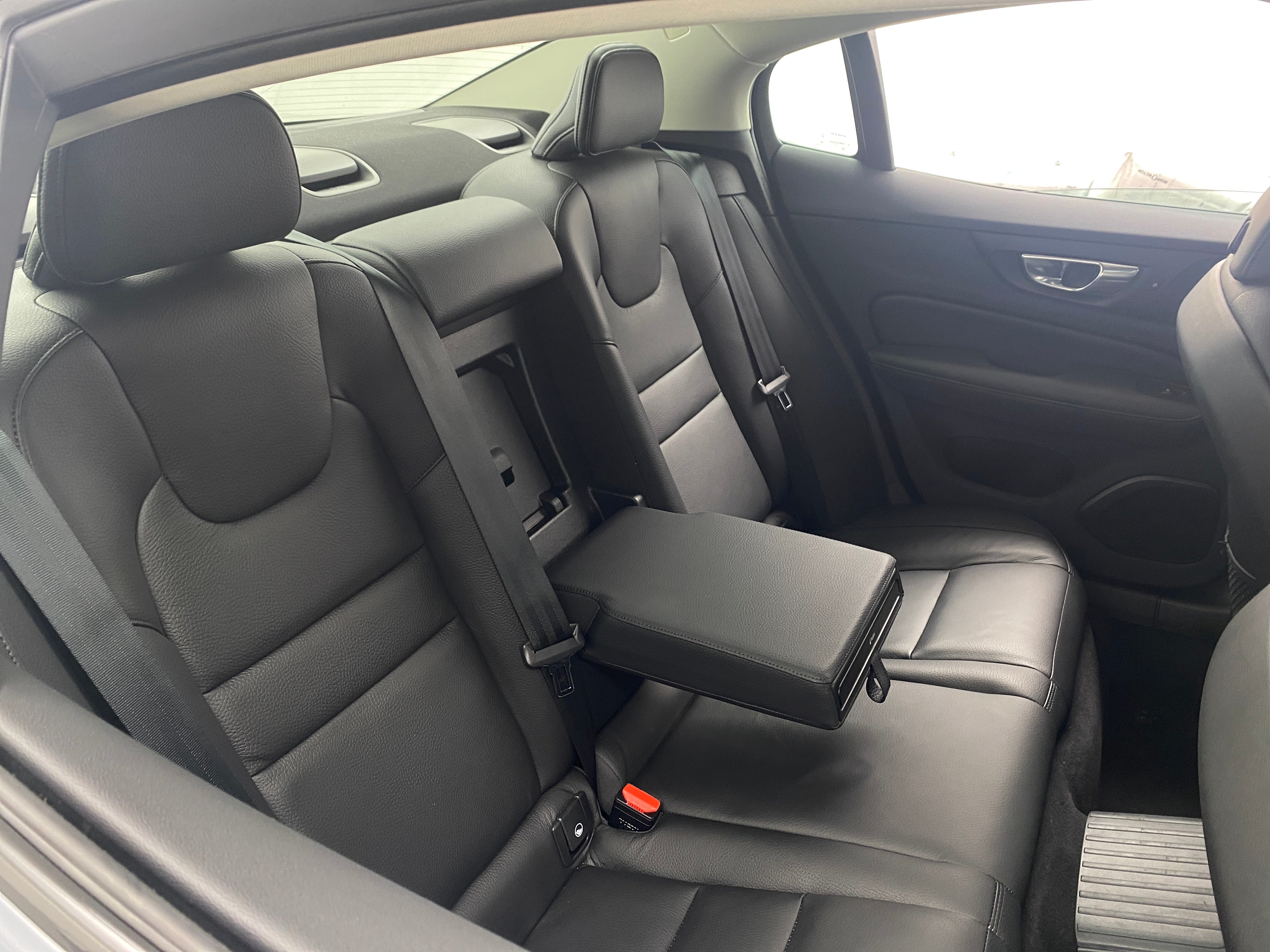 2024 Volvo S60 T8 Plus 5
