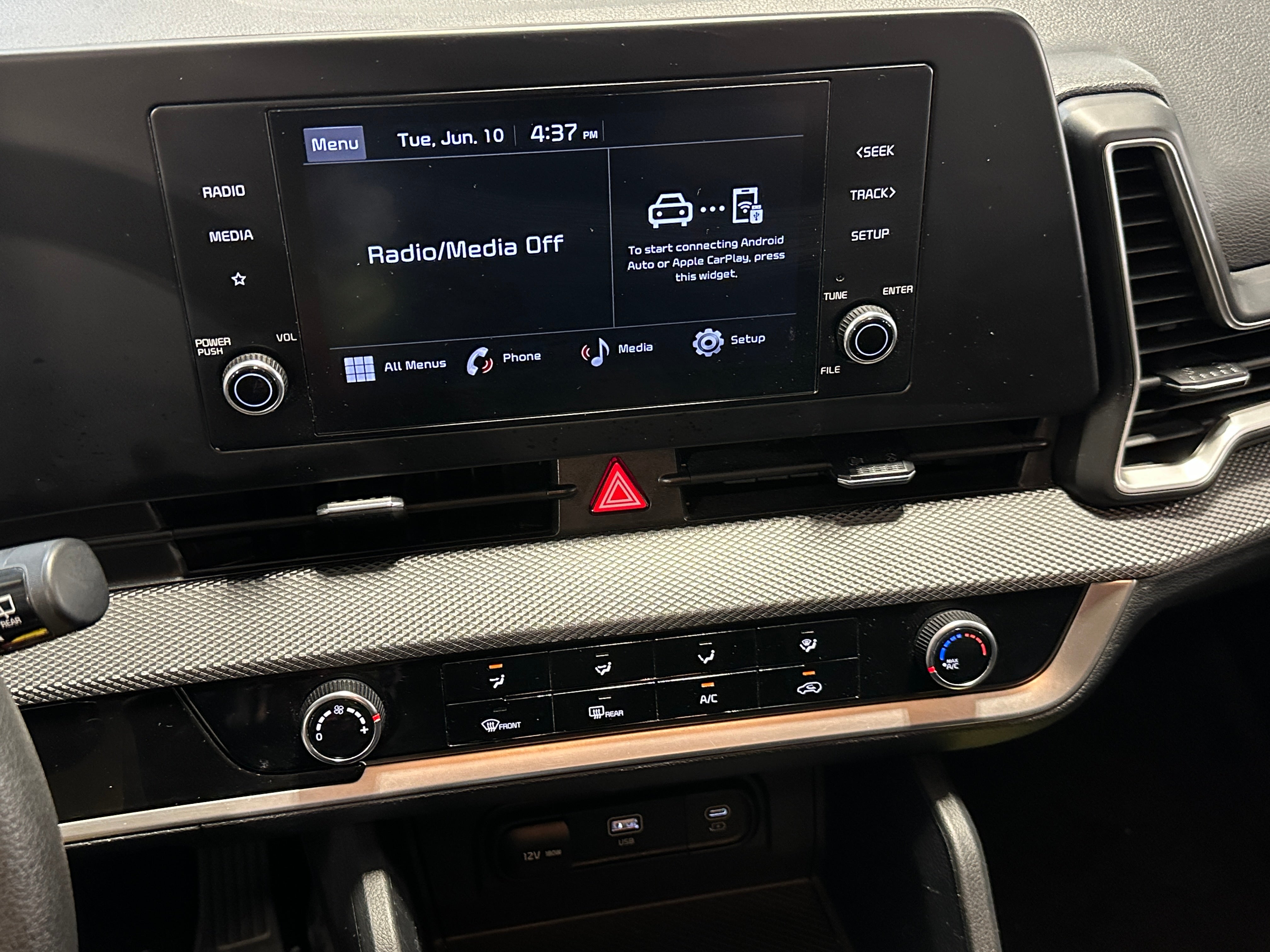 2023 Kia Sportage LX 4