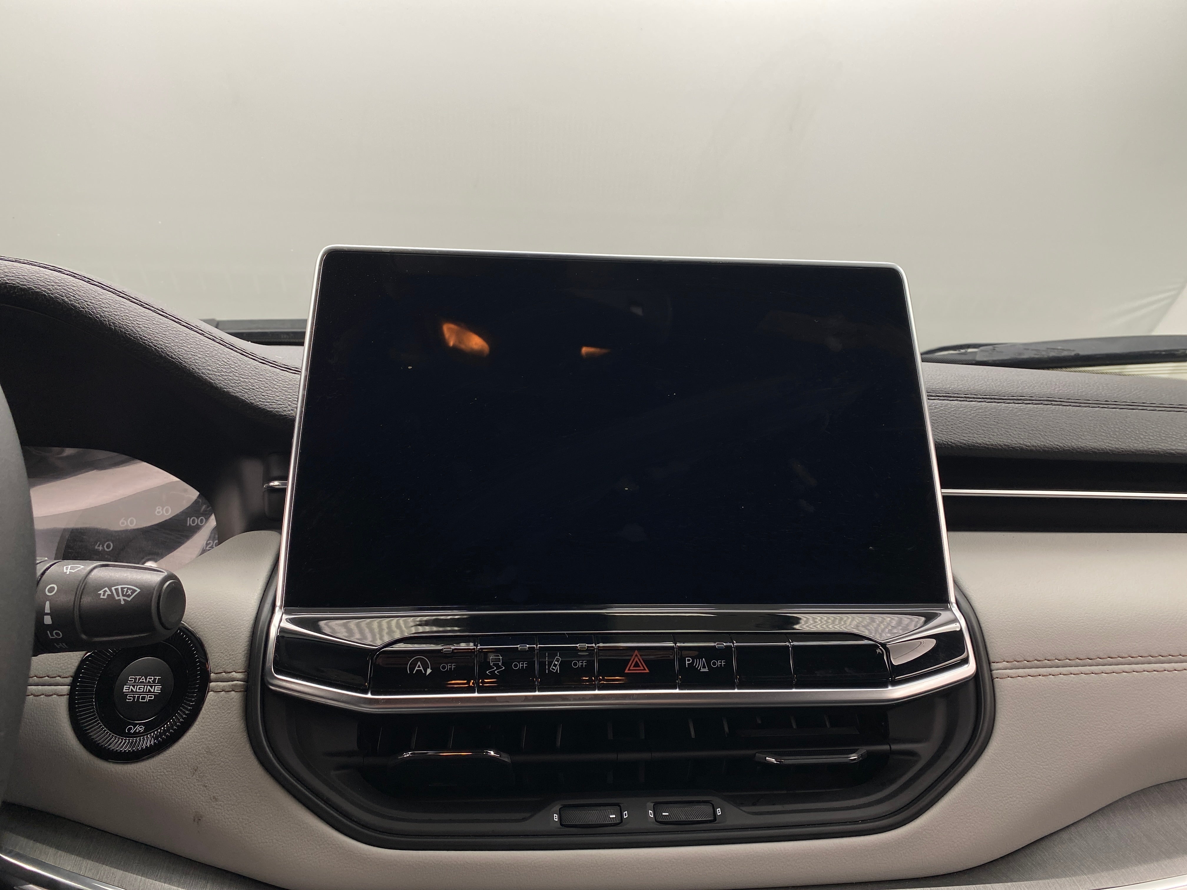 2023 Jeep Compass Limited 3