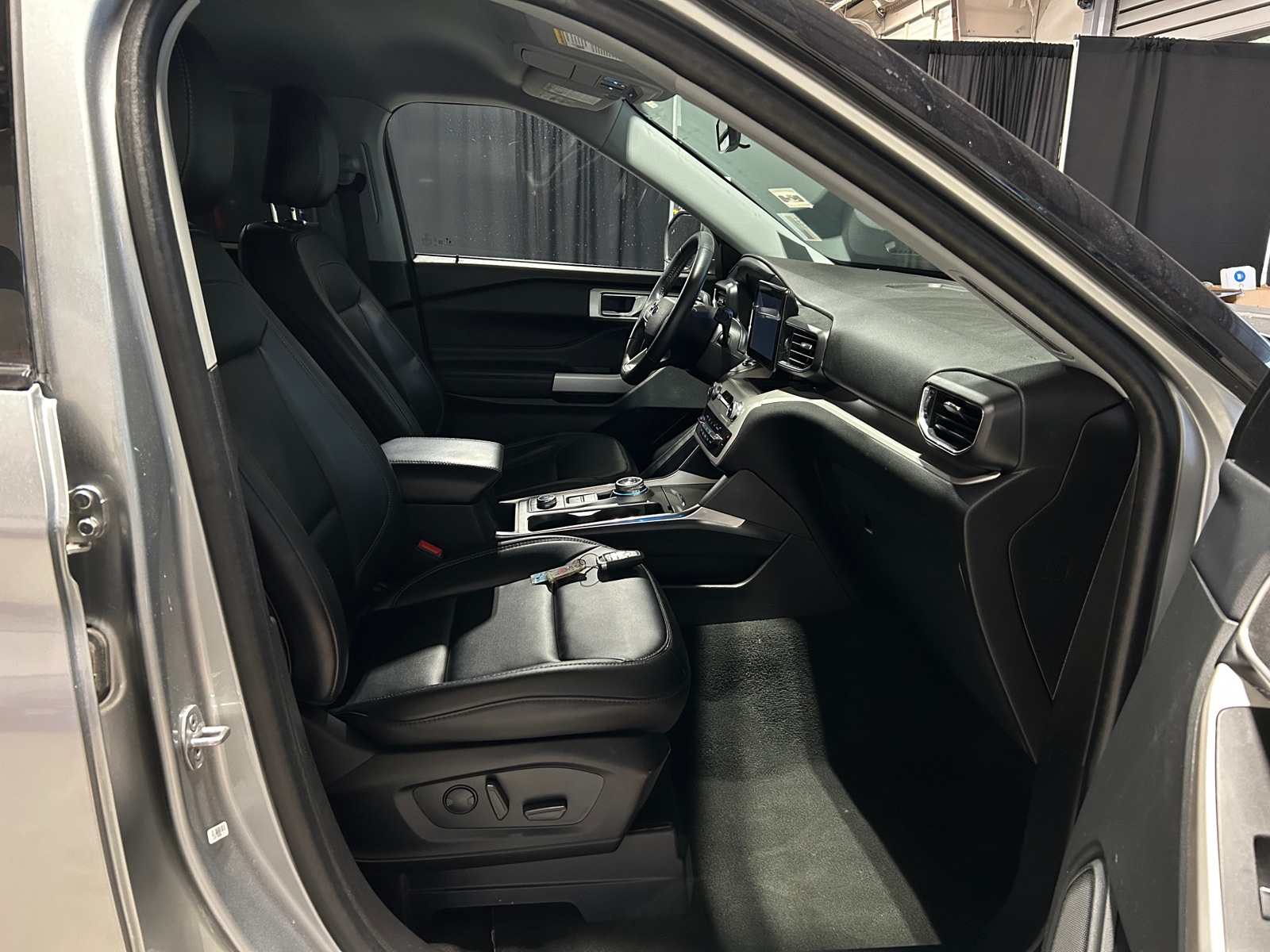 Thumbnail: 2023 Ford Explorer - 2