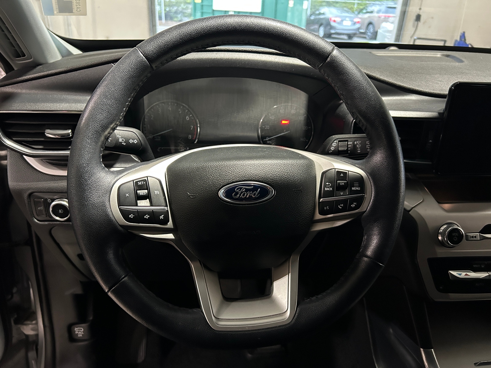 Thumbnail: 2023 Ford Explorer - 5