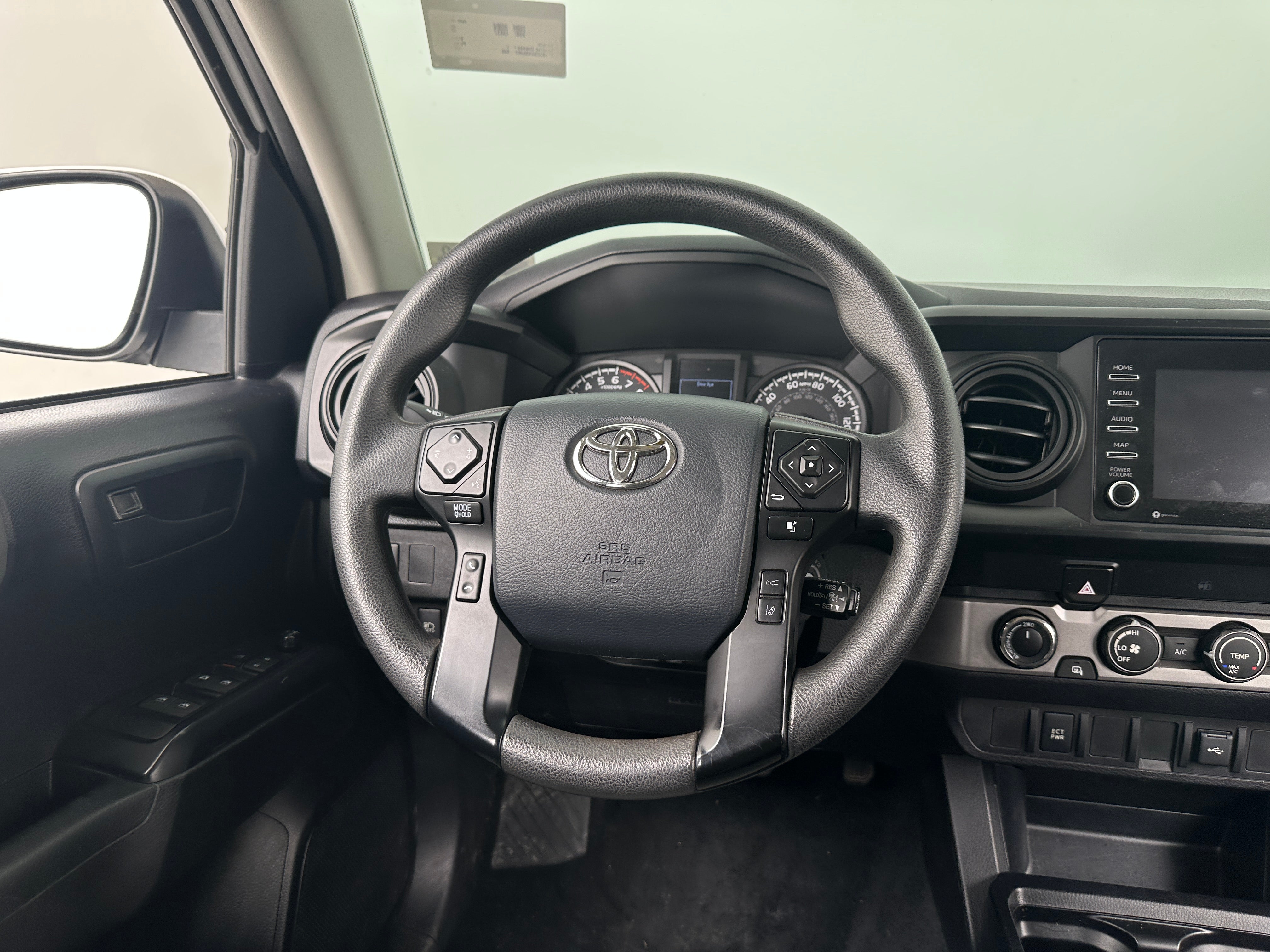 2020 Toyota Tacoma SR5 5