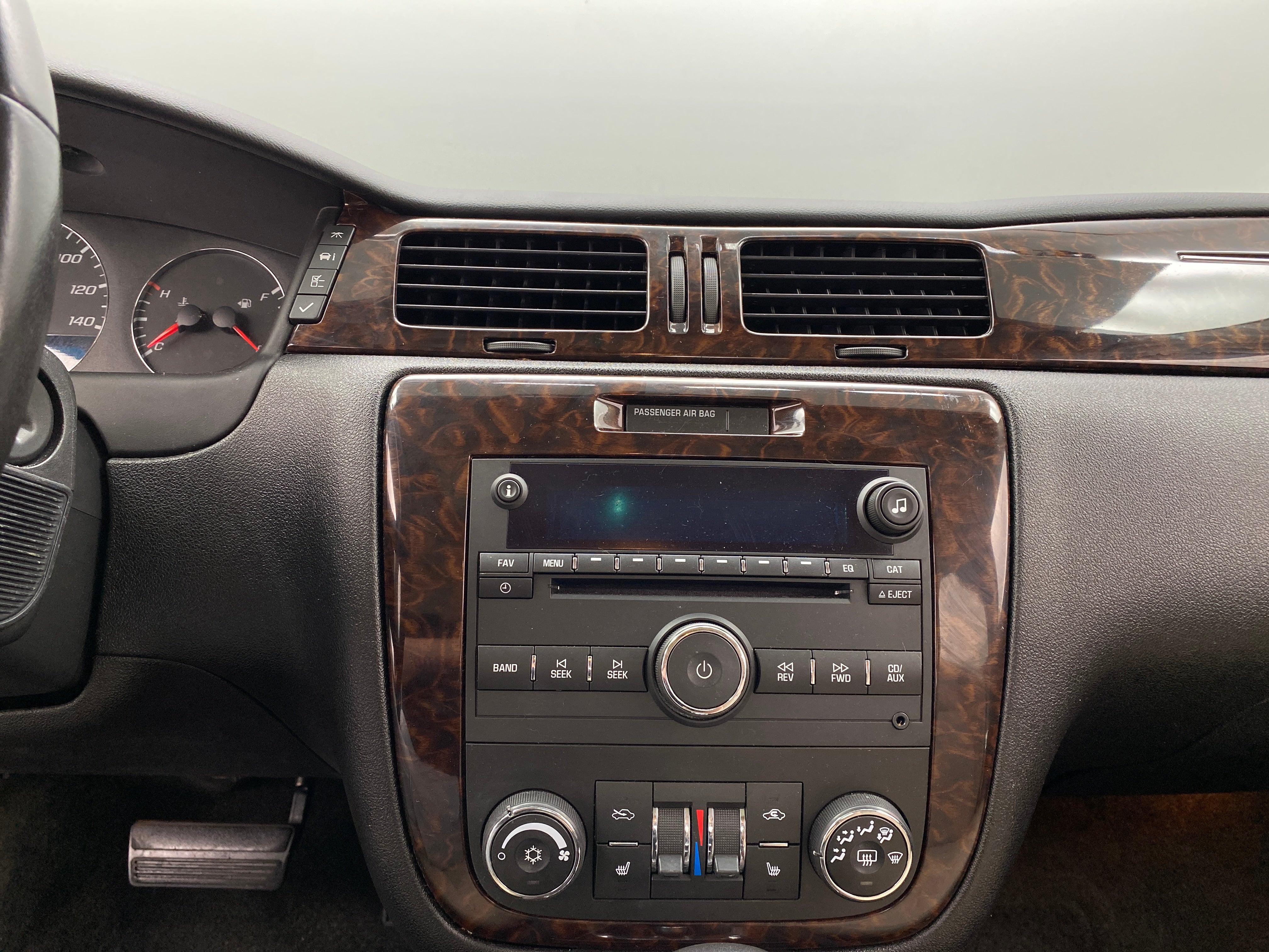 2012 Chevrolet Impala LTZ 3