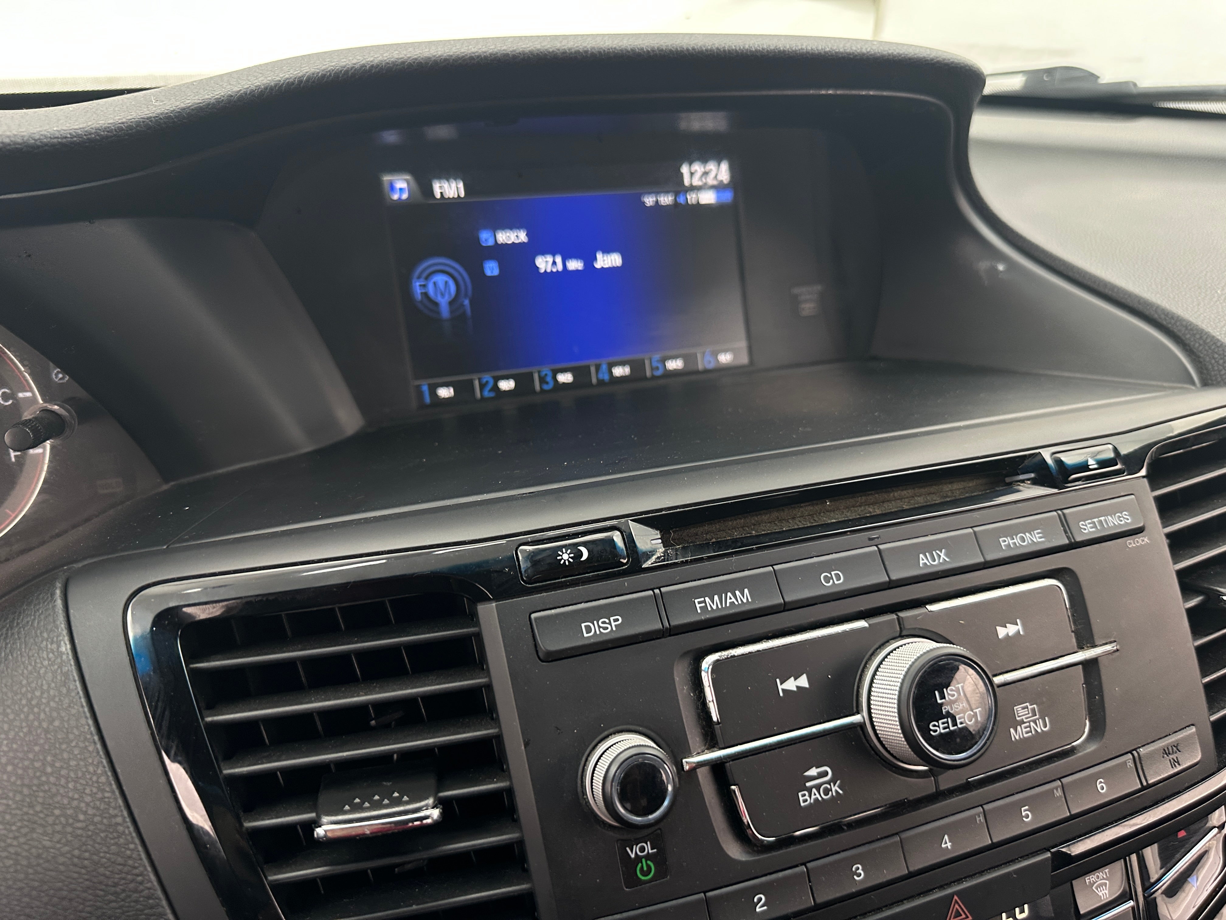 2017 Honda Accord LX-S 3