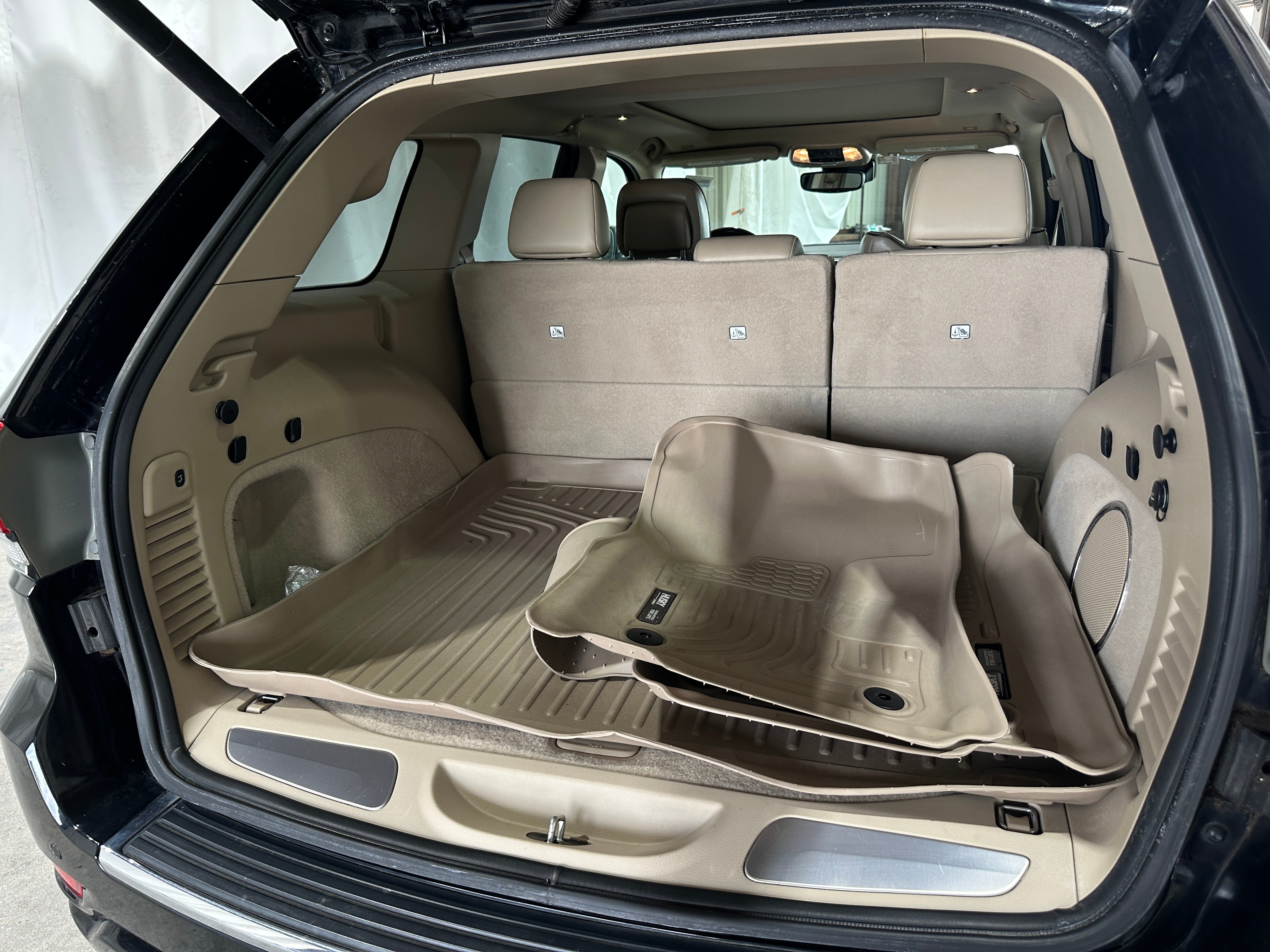 2017 Jeep Grand Cherokee Overland 6