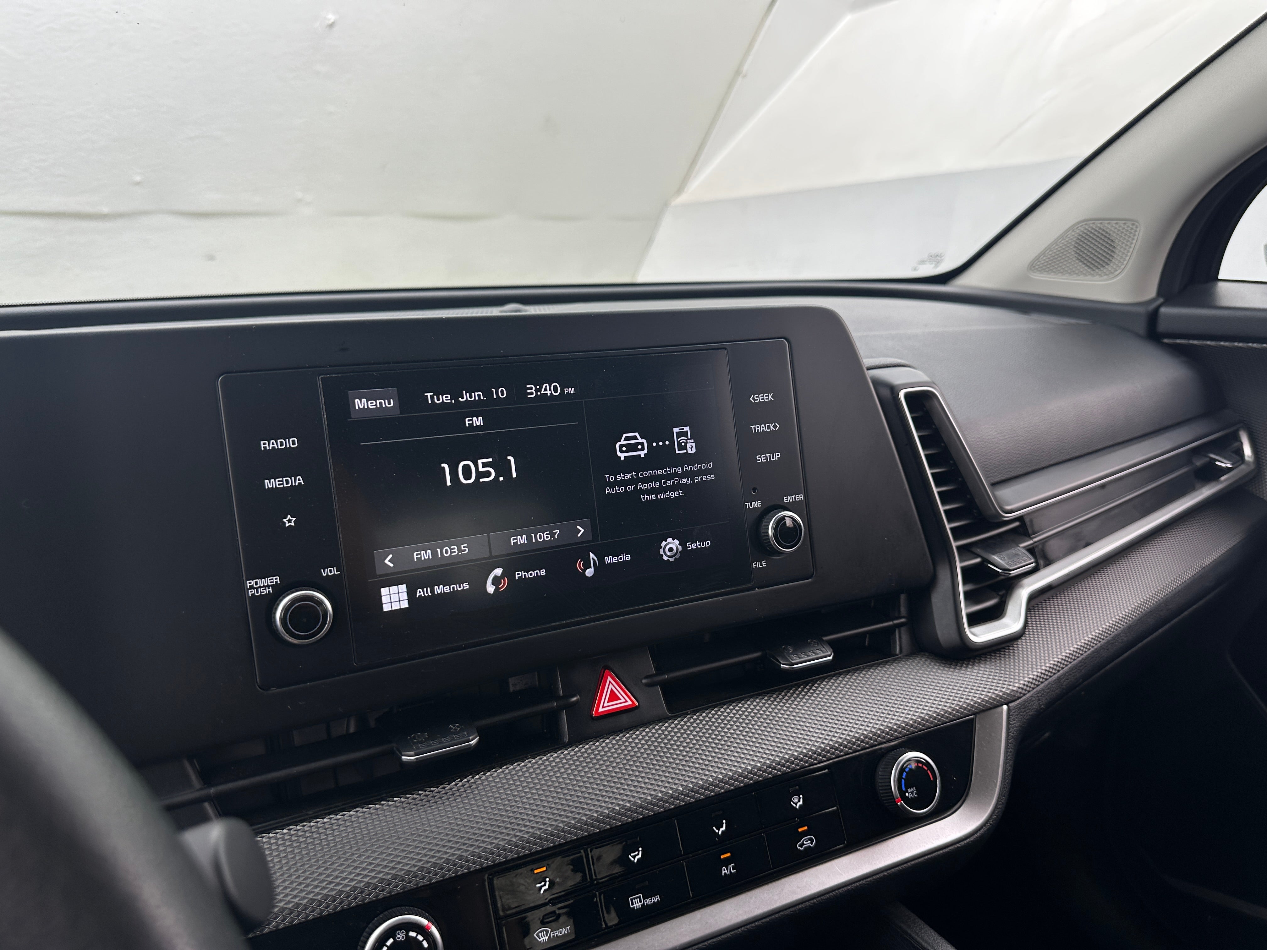 2023 Kia Sportage LX 4