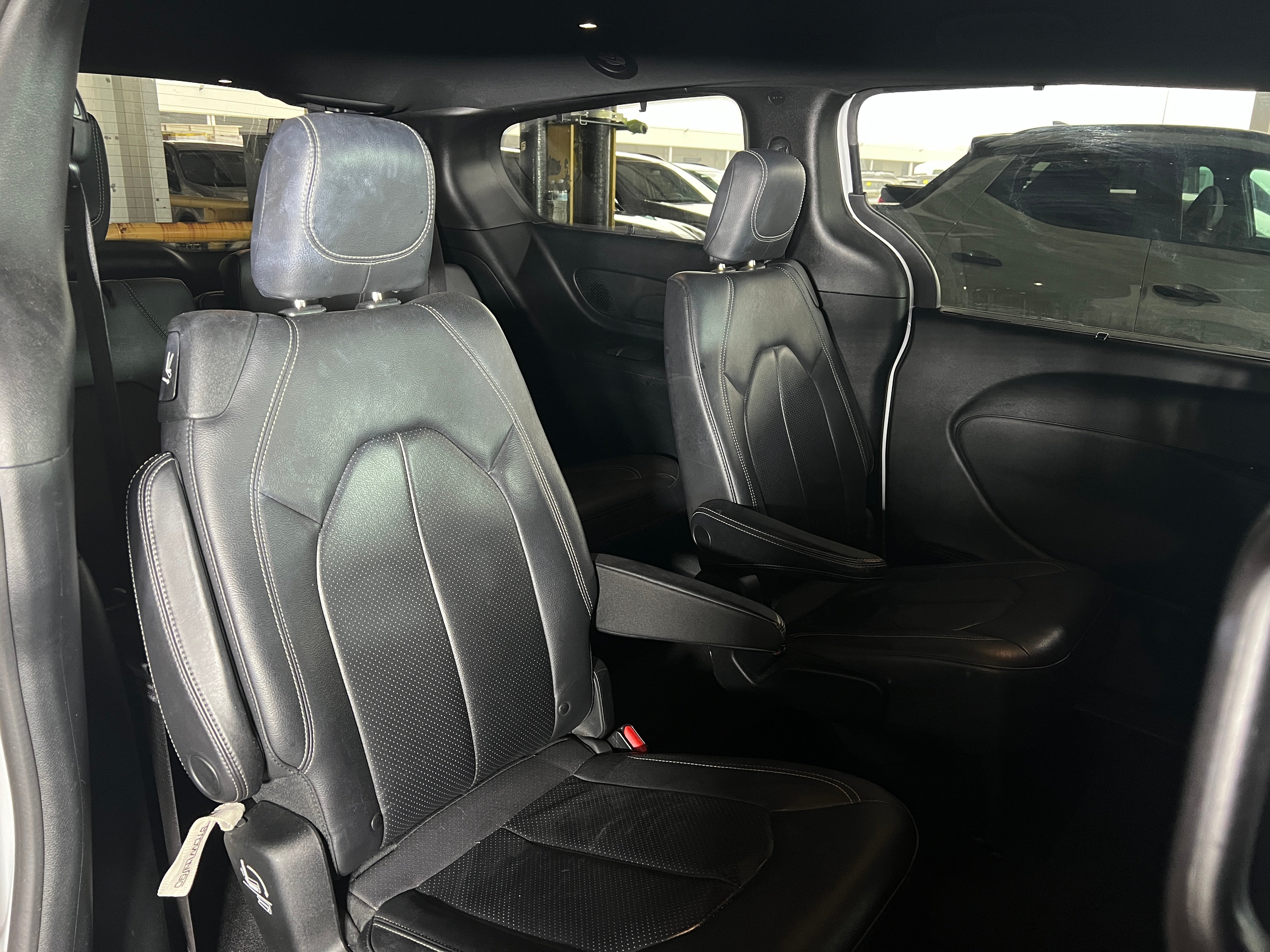 2018 Chrysler Pacifica Touring L 5