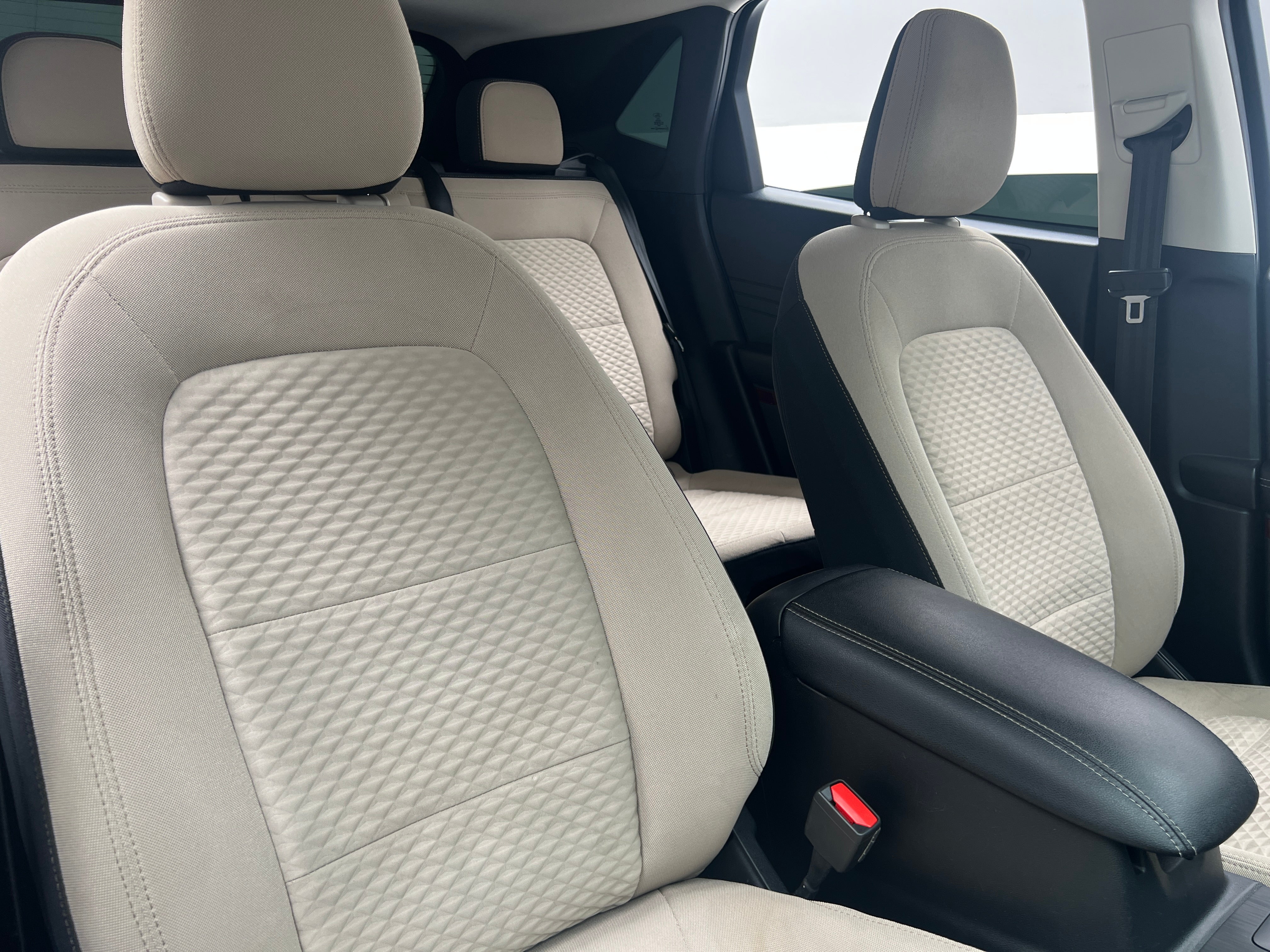 2021 Ford Escape SE 2