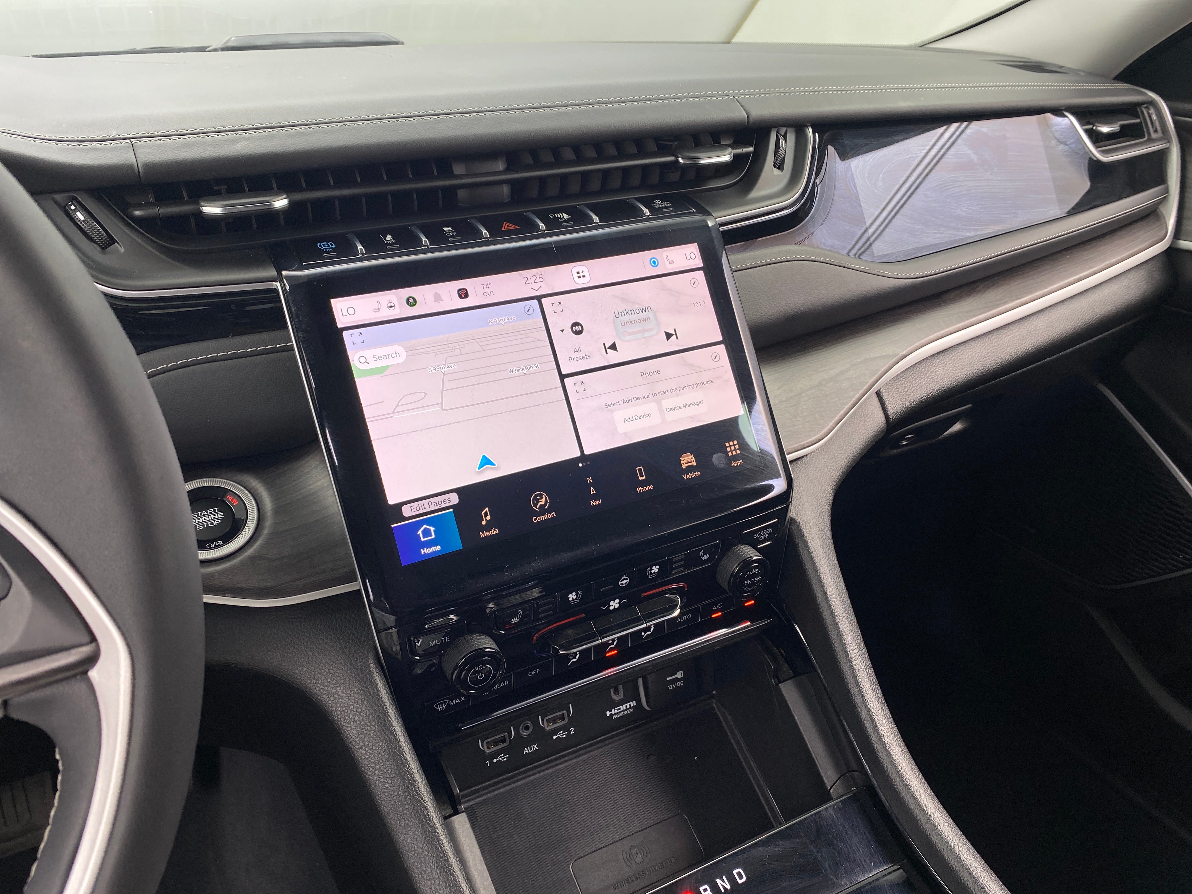 2022 Jeep Grand Cherokee 4xe 3