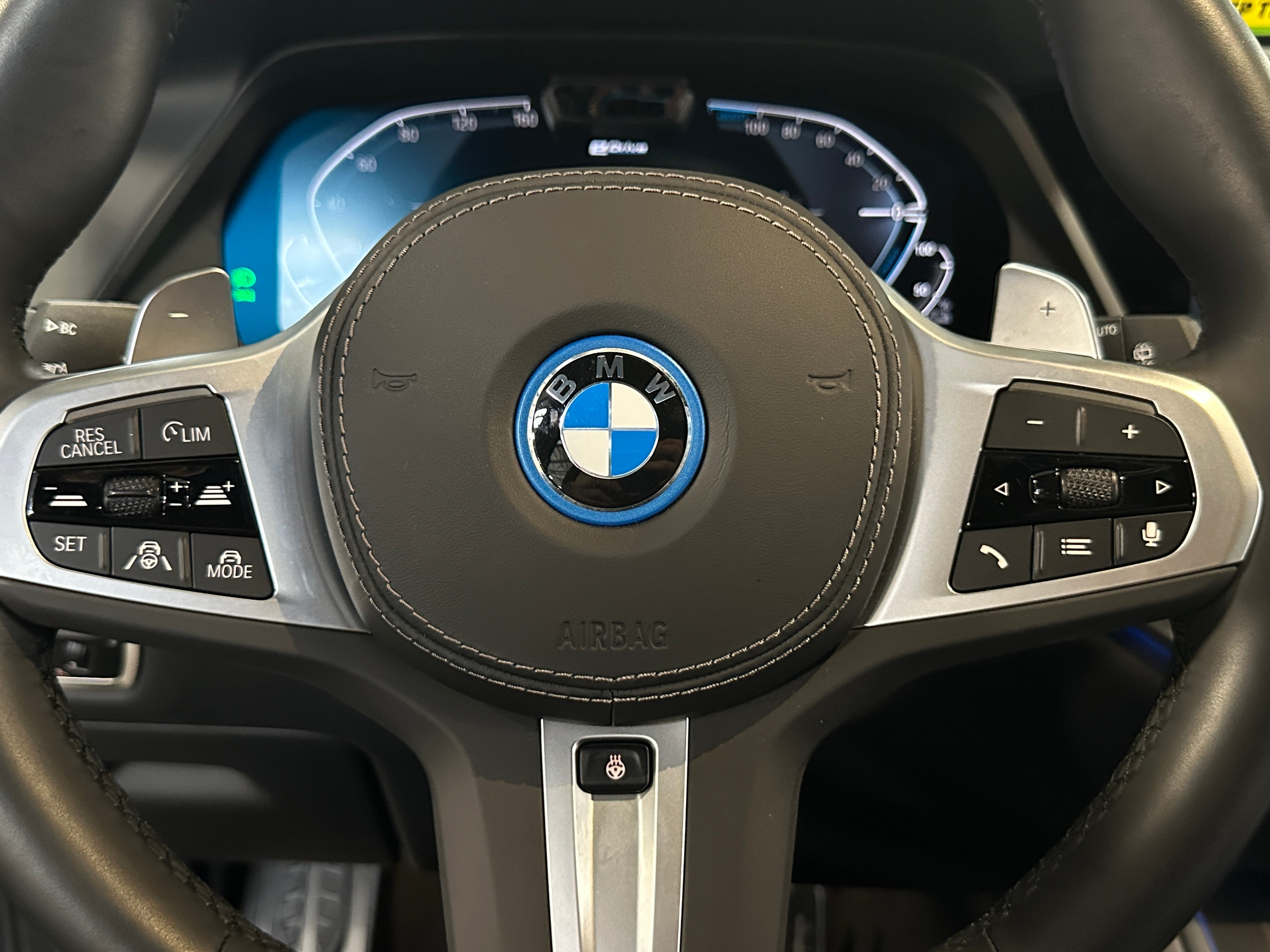 2023 BMW X5 xDrive45e 4