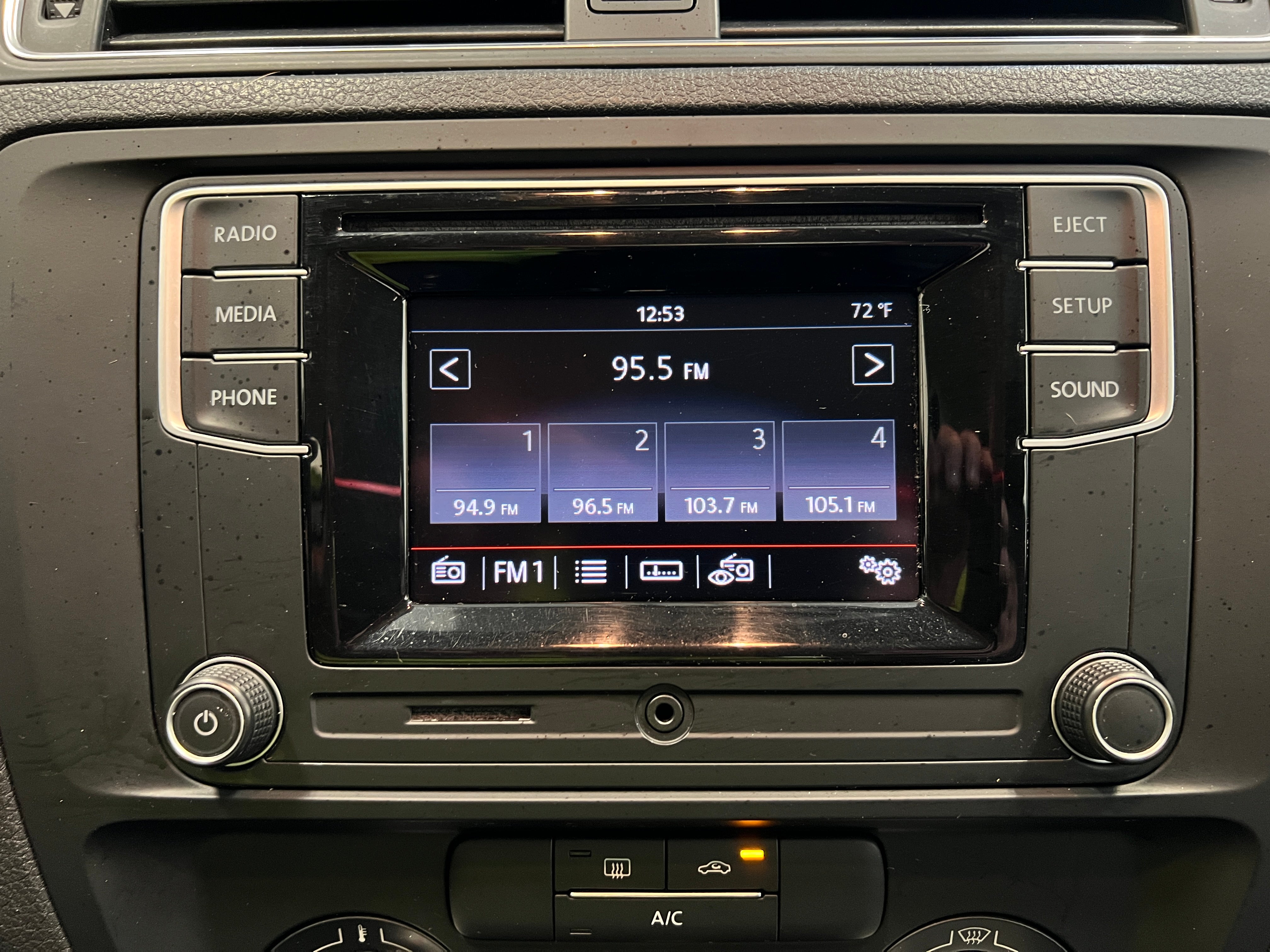 2017 Volkswagen Jetta S 4