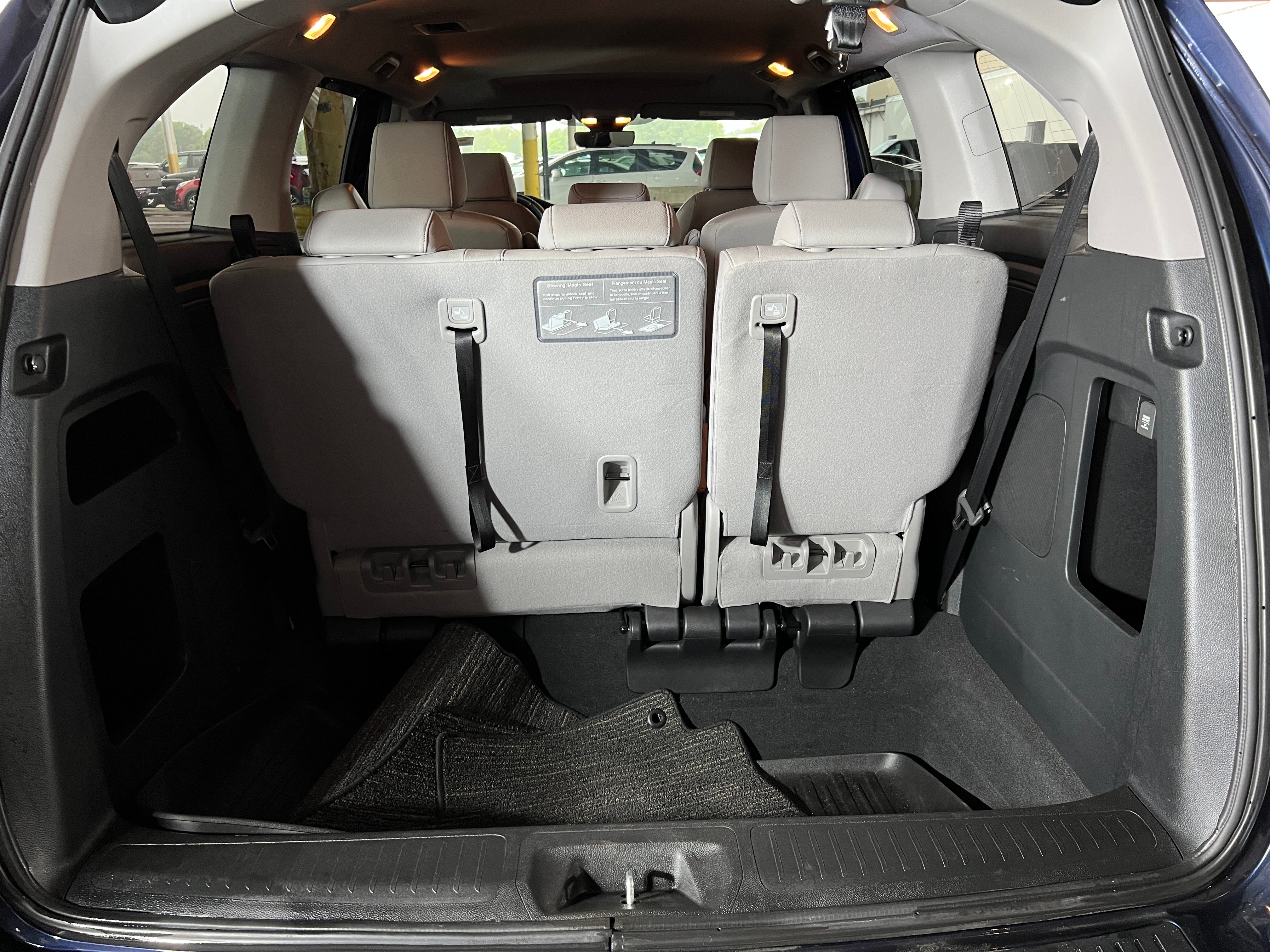 2022 Honda Odyssey EX-L 6