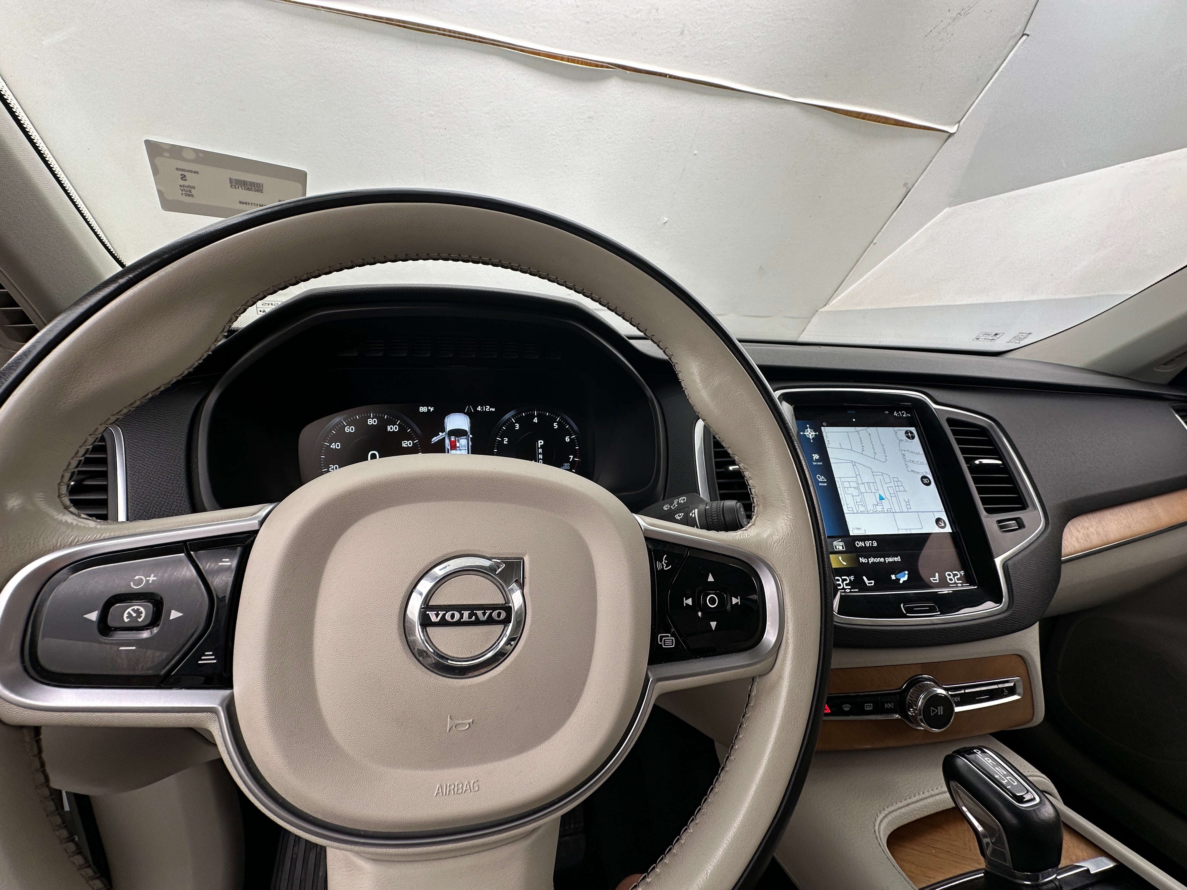 2021 Volvo XC90 T6 Momentum 2