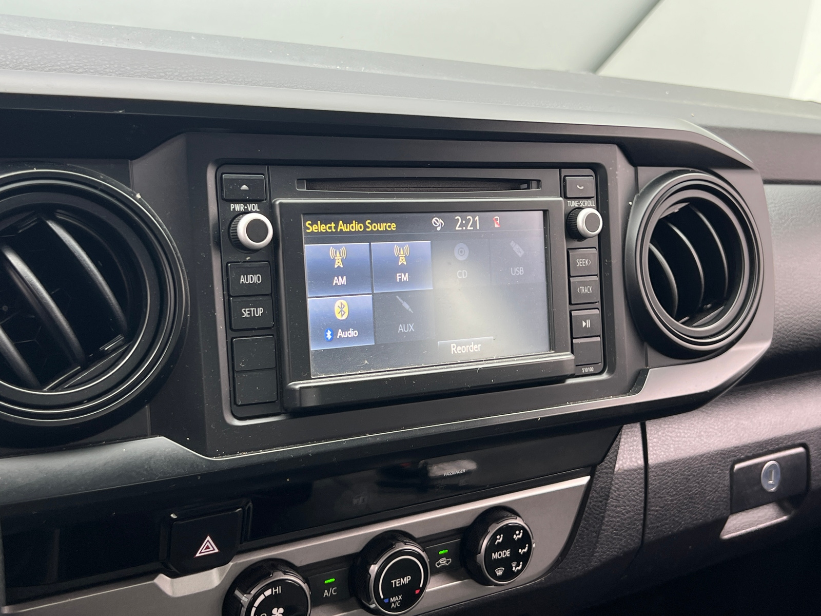 Thumbnail: 2016 Toyota Tacoma - 4