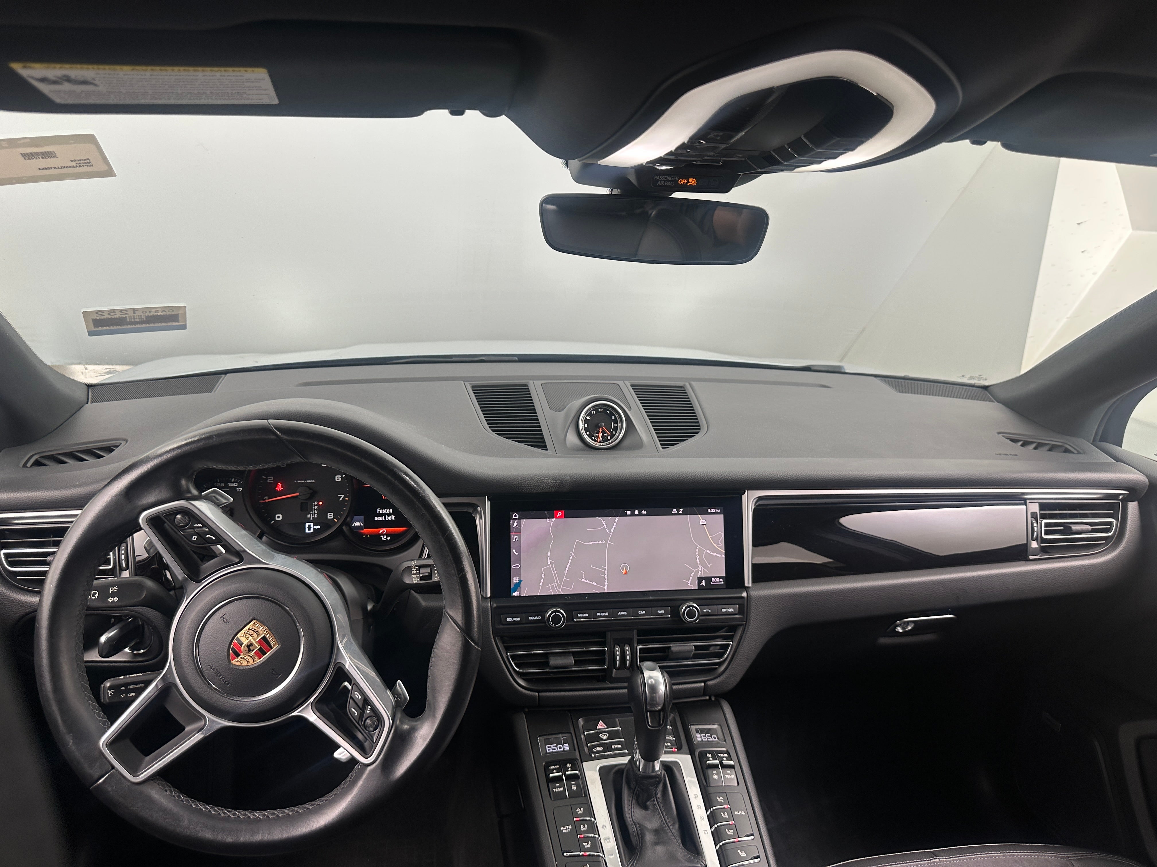 2020 Porsche Macan Base 3
