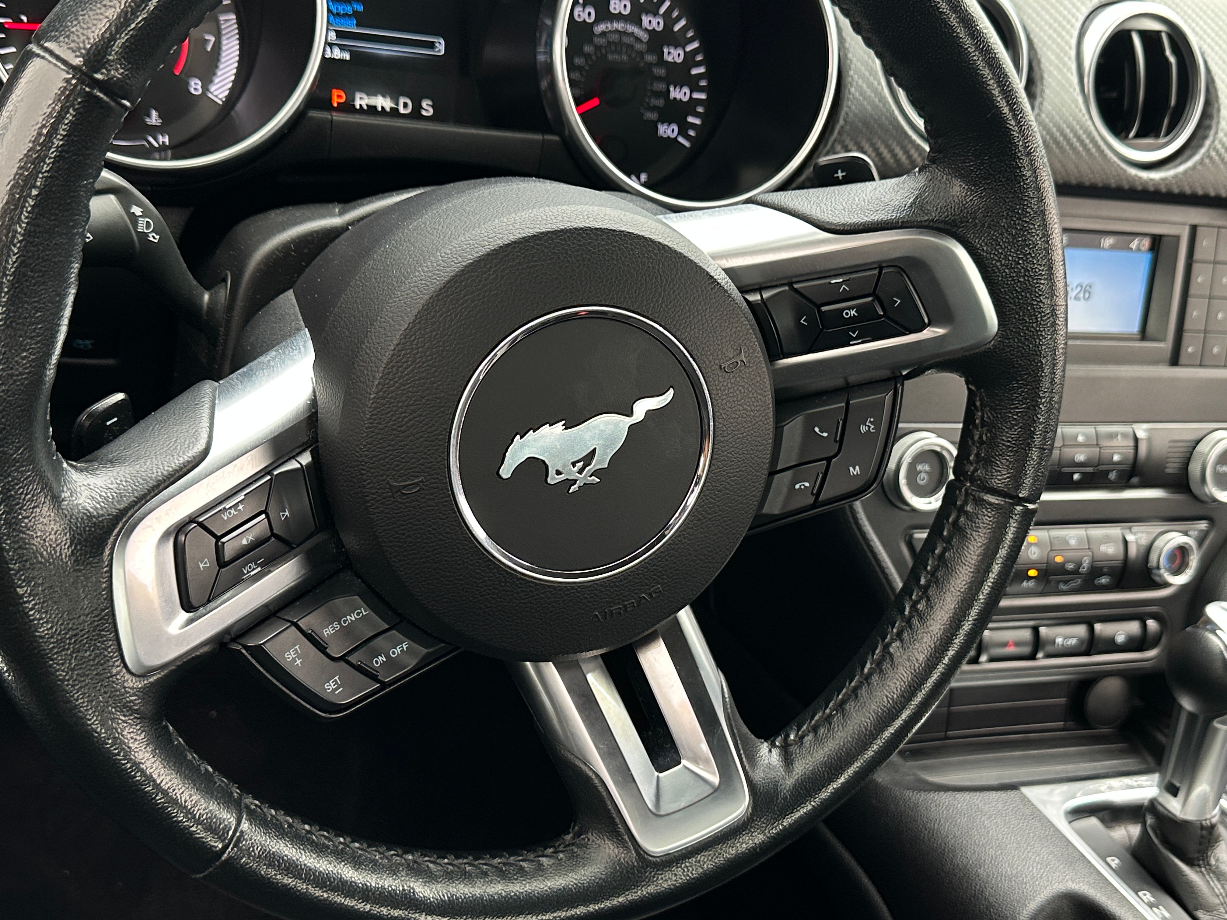 2020 Ford Mustang  4