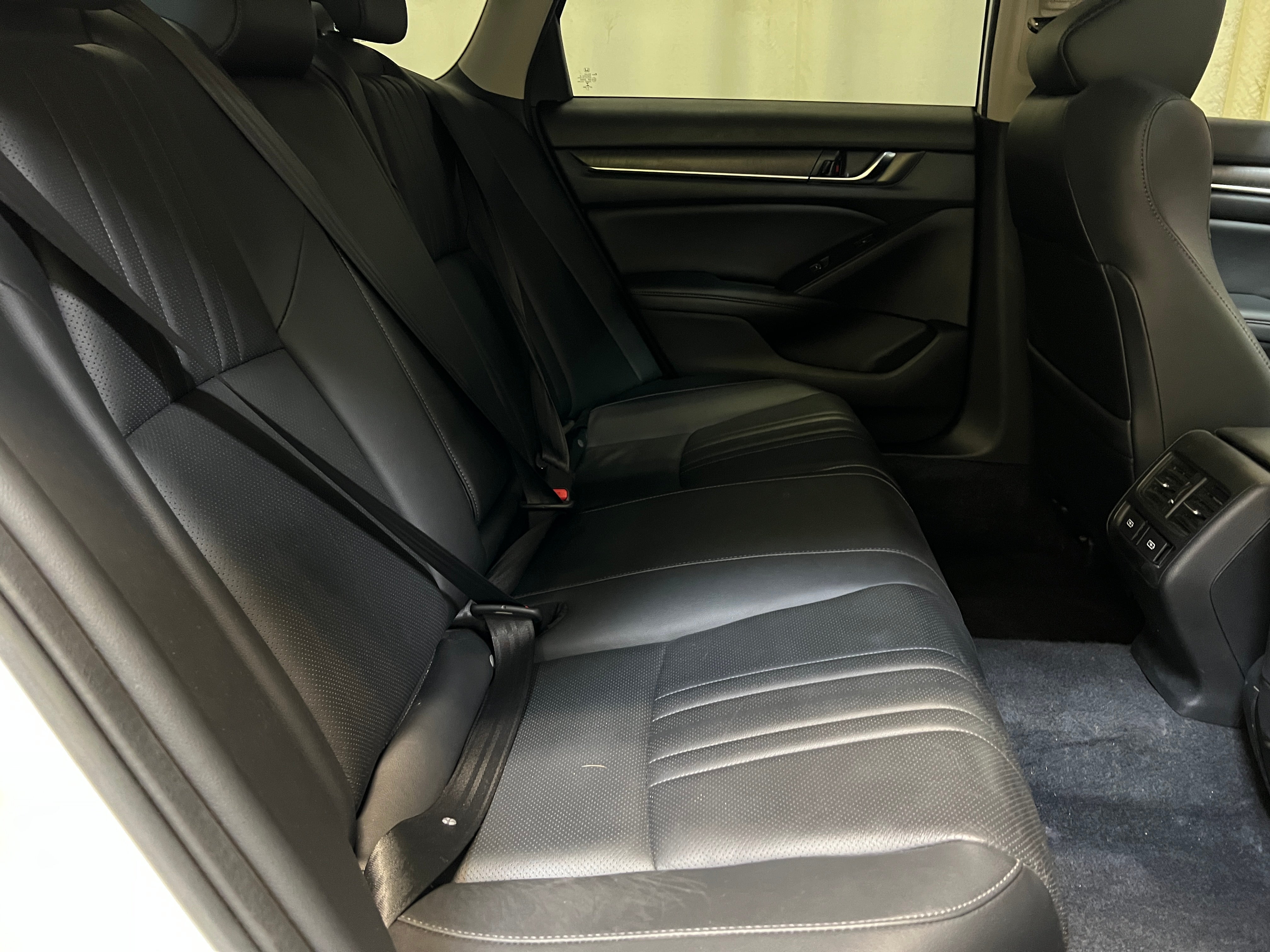 2022 Honda Accord Touring 5