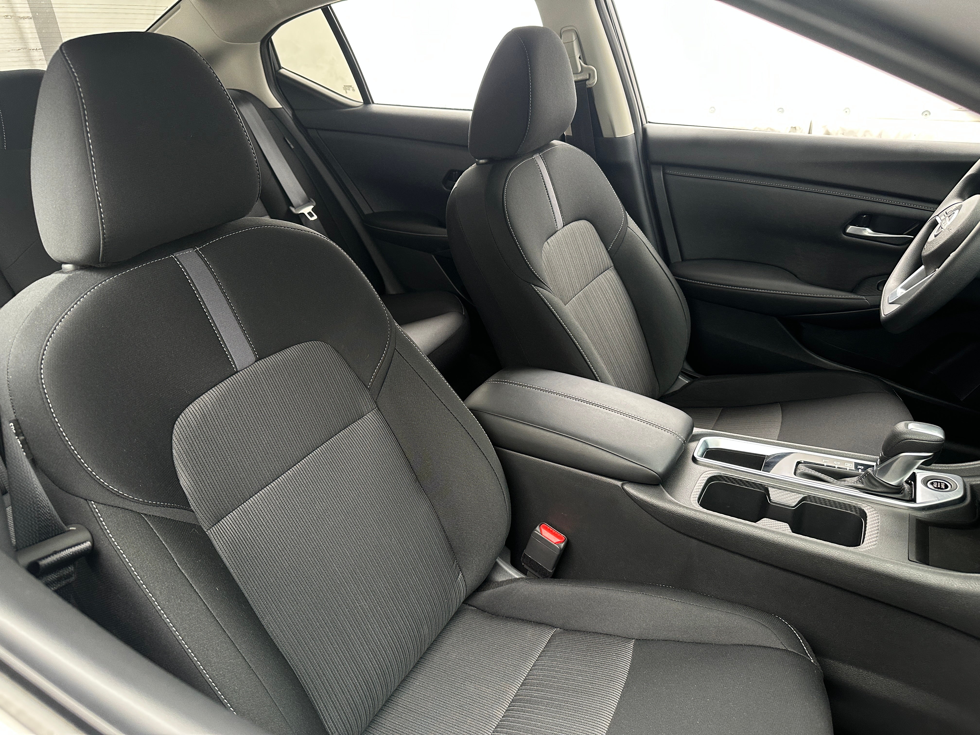 2025 Nissan Sentra SV 2