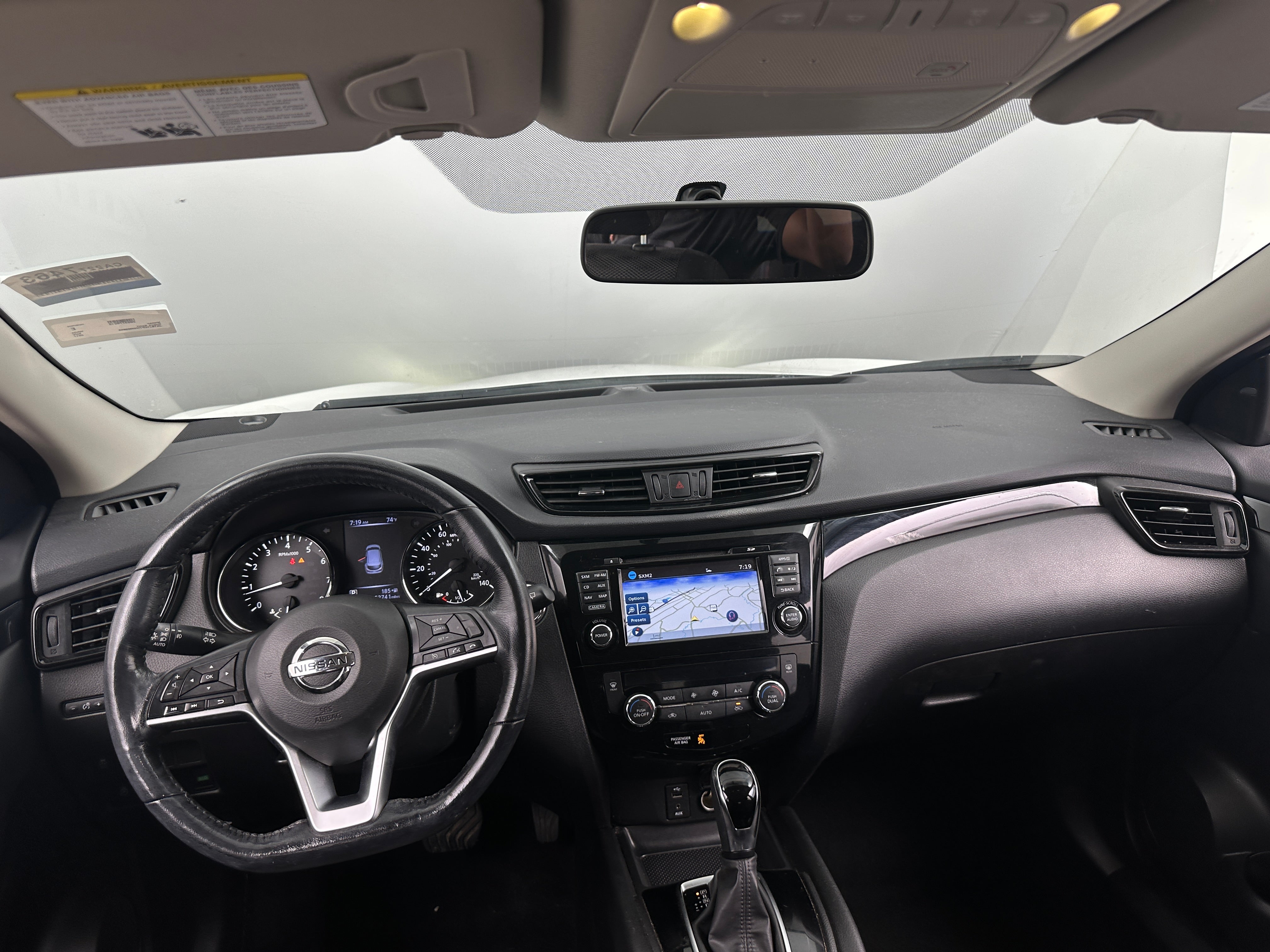 2017 Nissan Rogue Sport SV 3