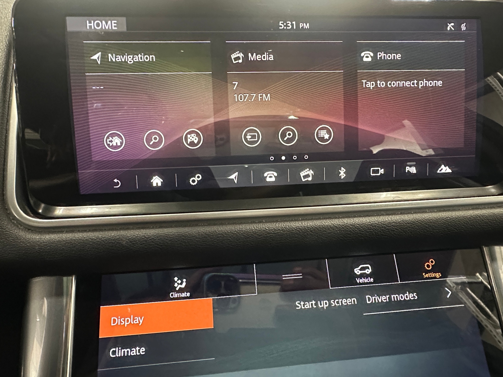 Thumbnail: 2019 Land Rover Range Rover Sport - 3