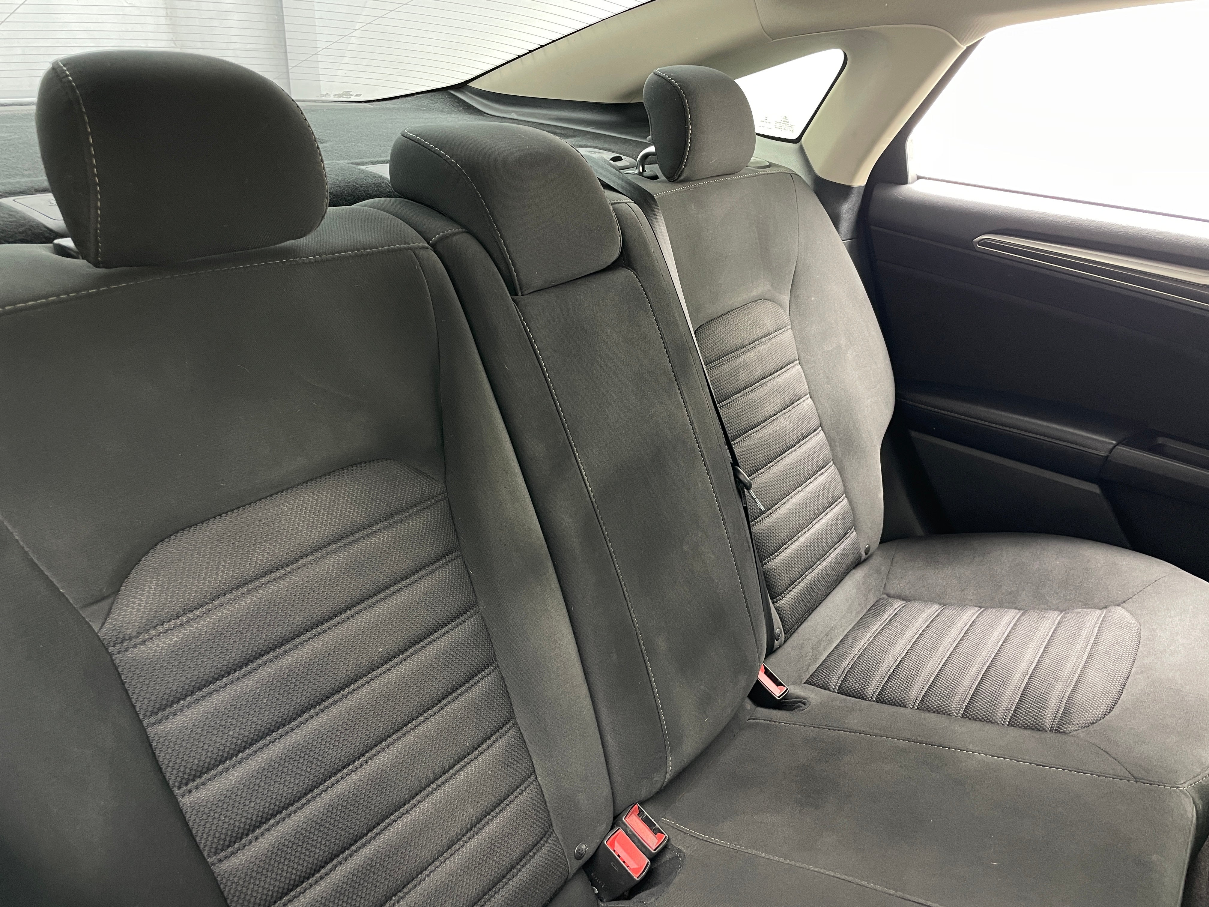 2017 Ford Fusion S 6