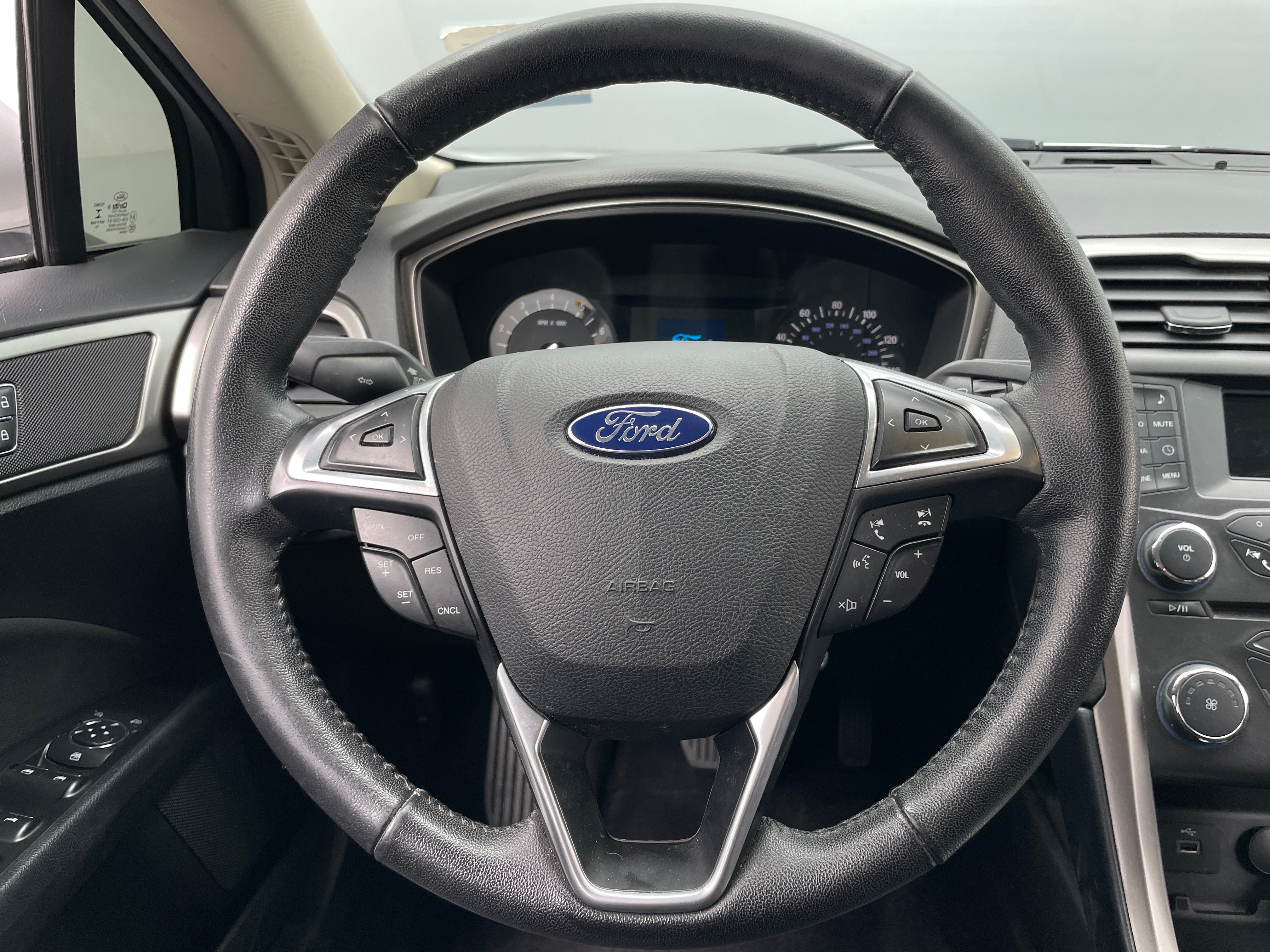 2017 Ford Fusion S 5