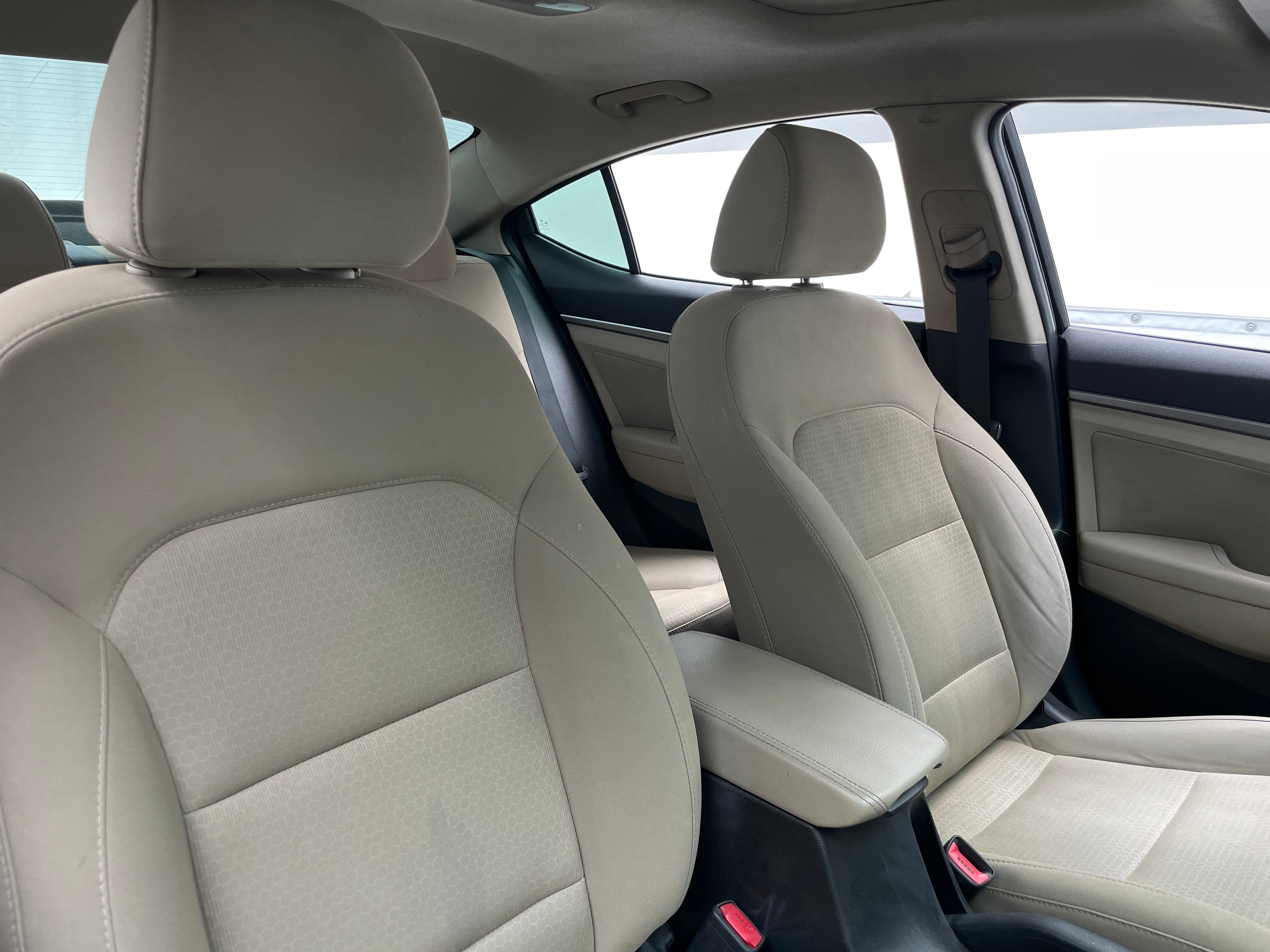 2017 Hyundai Elantra Value Edition 2