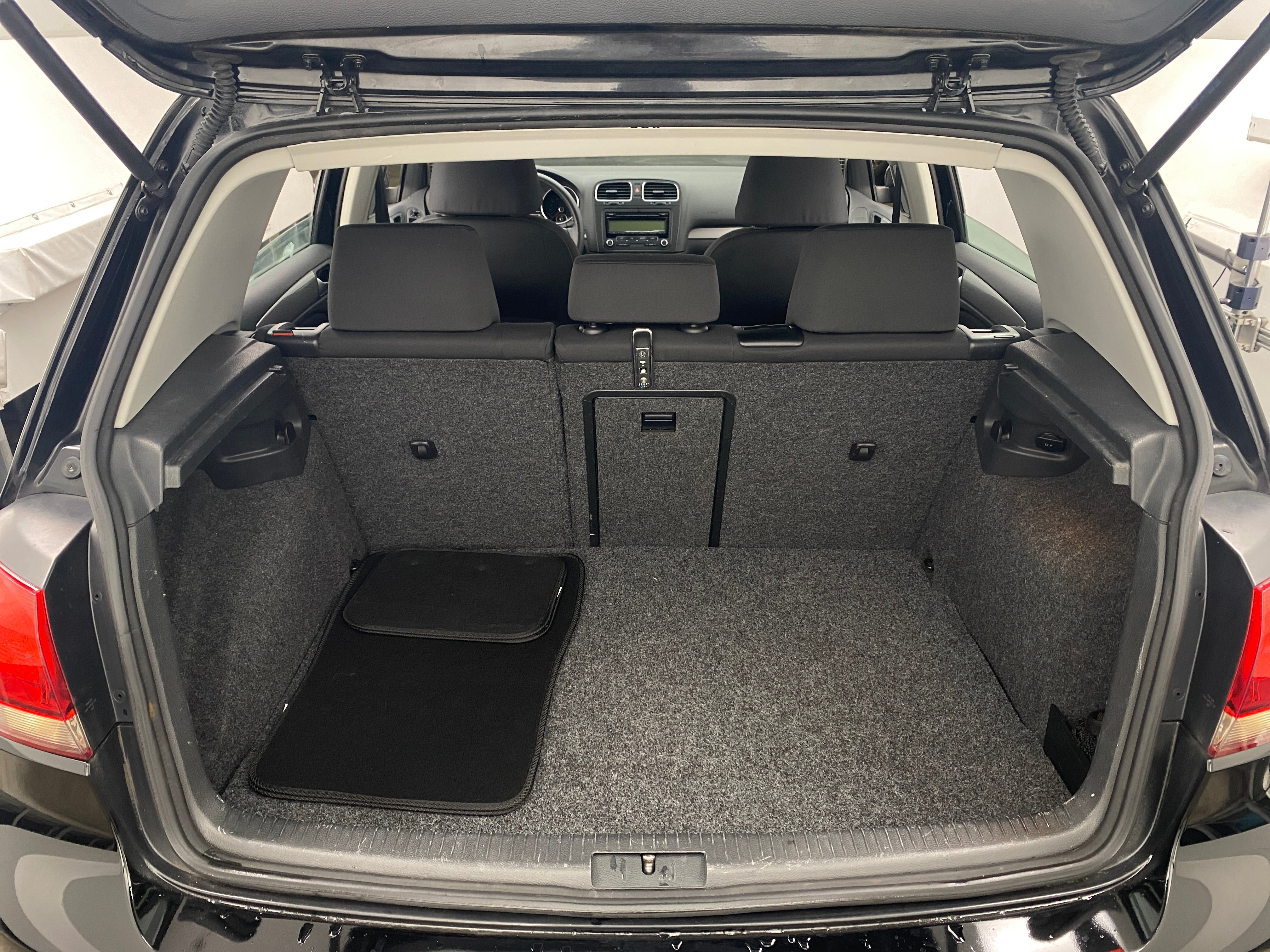 2011 Volkswagen Golf SE 6