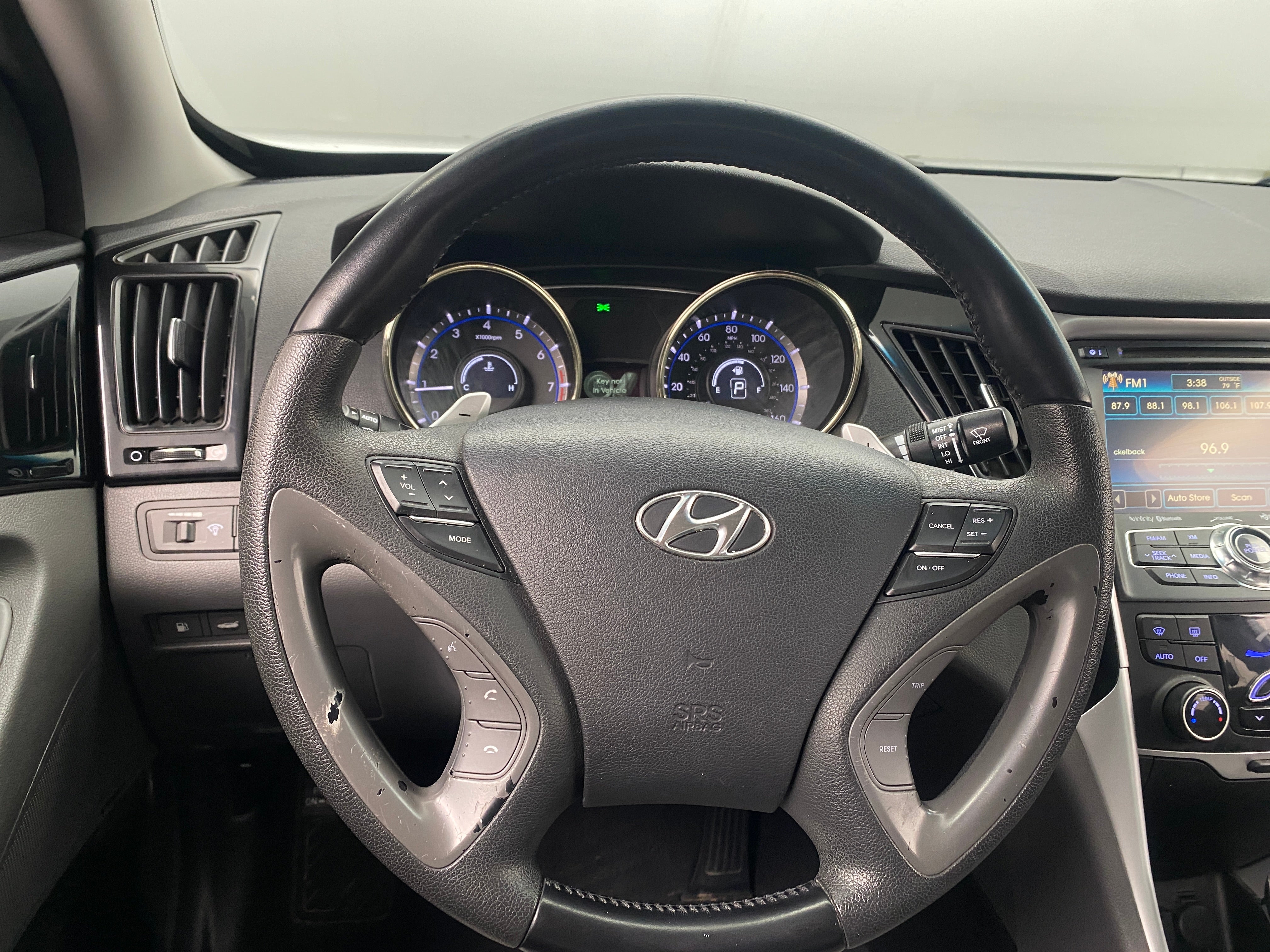 2012 Hyundai Sonata Limited 4